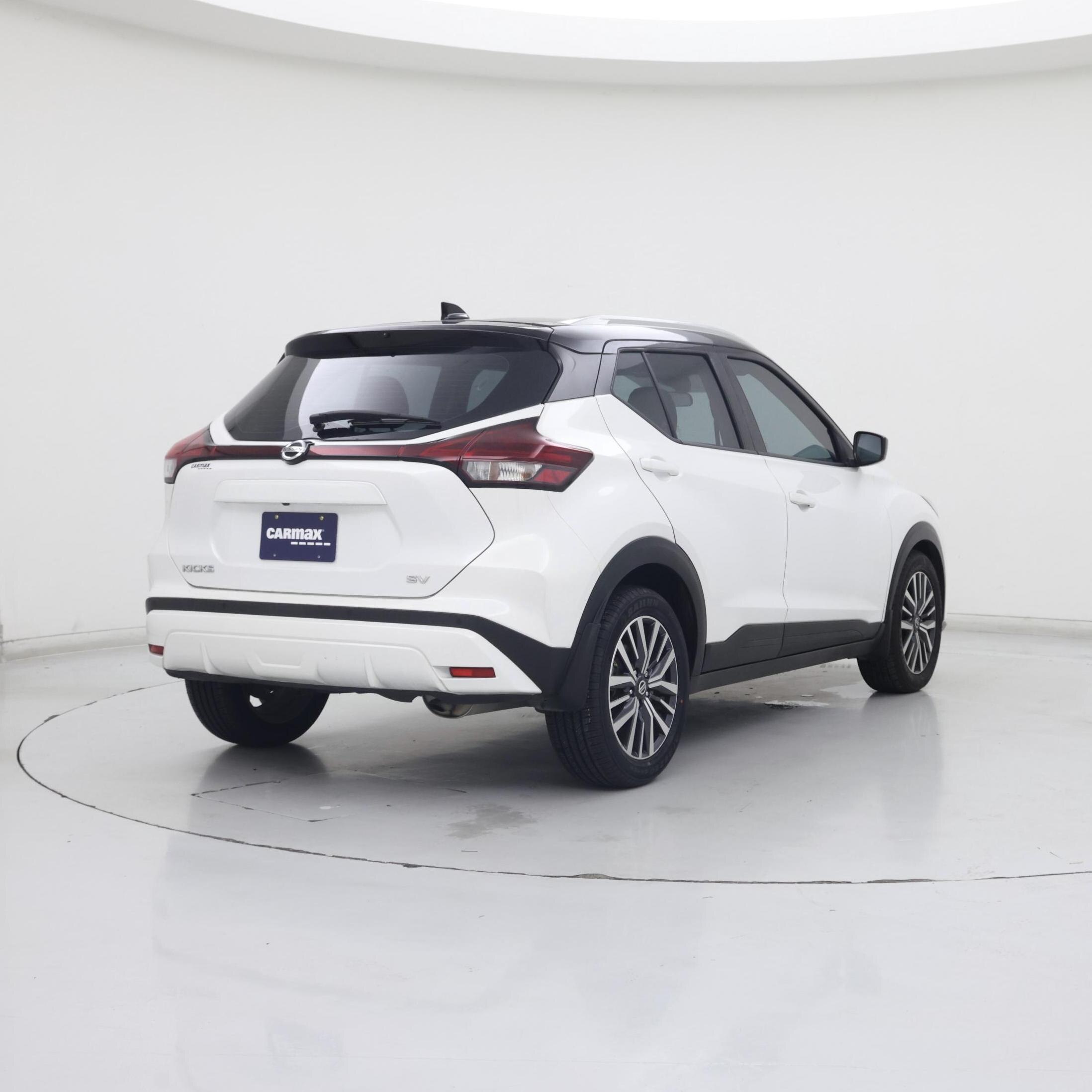 Thumbnail: 2021 Nissan Kicks - 8