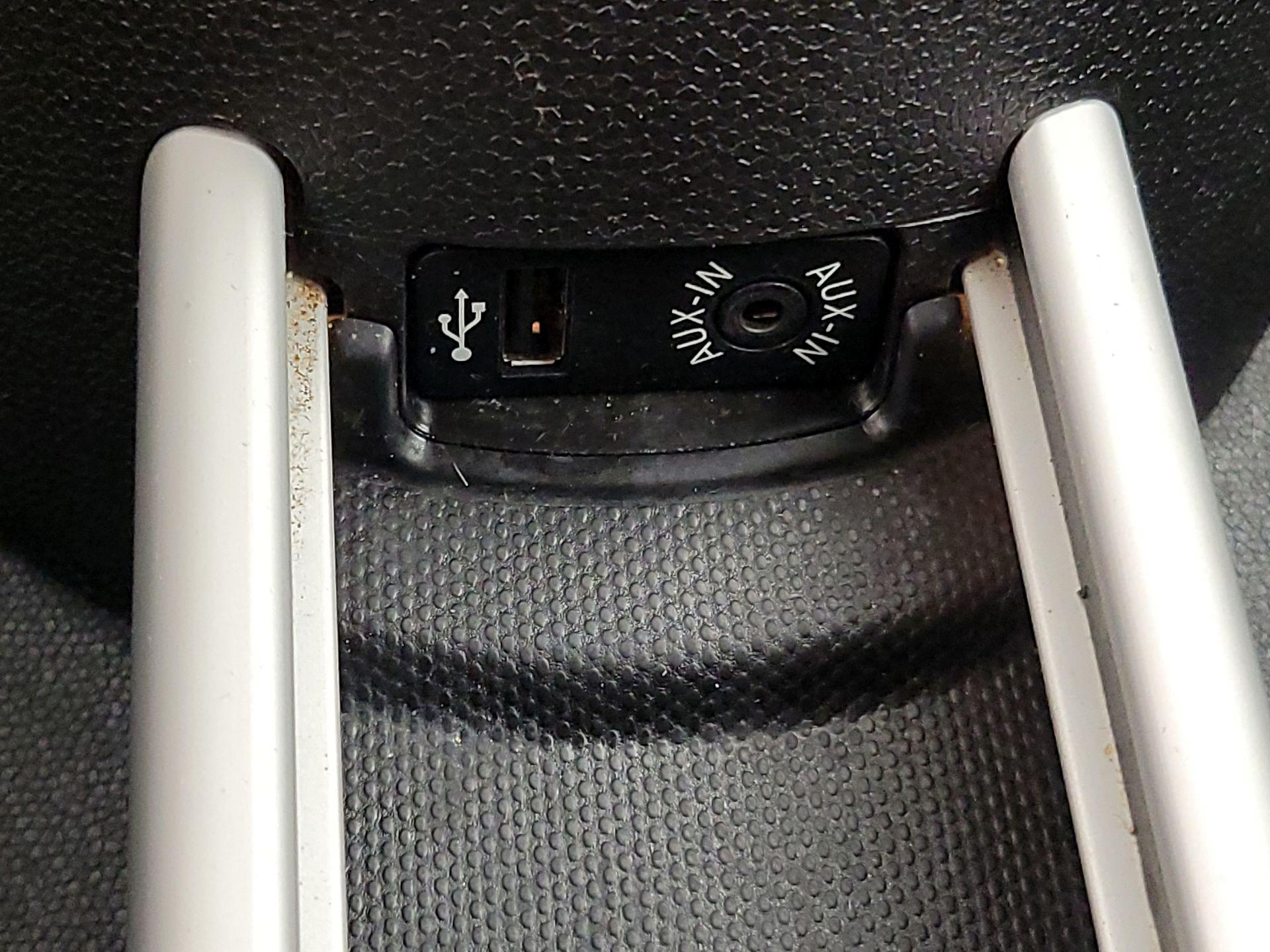 Thumbnail: 2015 MINI Cooper Countryman - 17