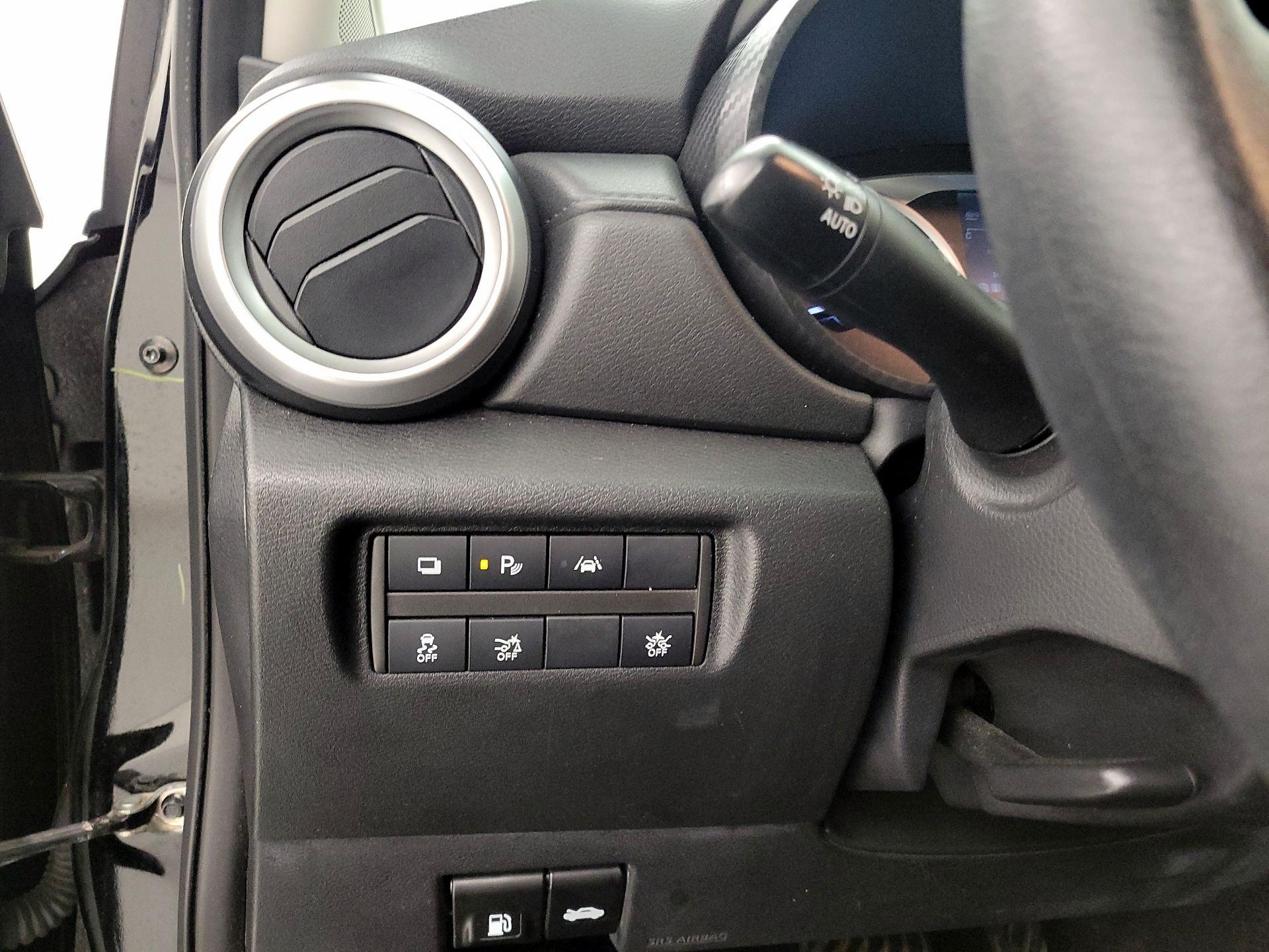 Thumbnail: 2020 Nissan Versa - 13