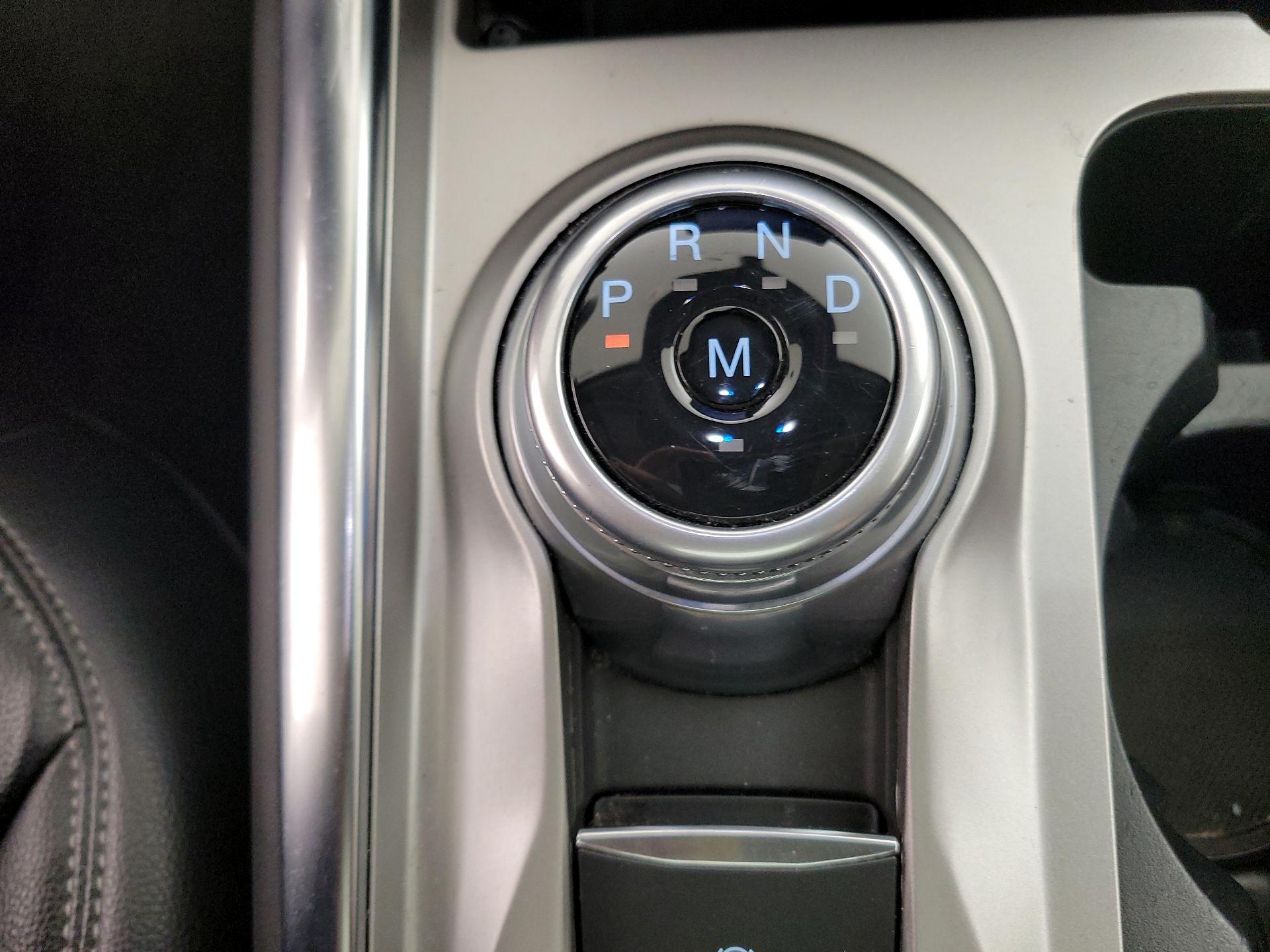 Thumbnail: 2020 Ford Explorer - 18