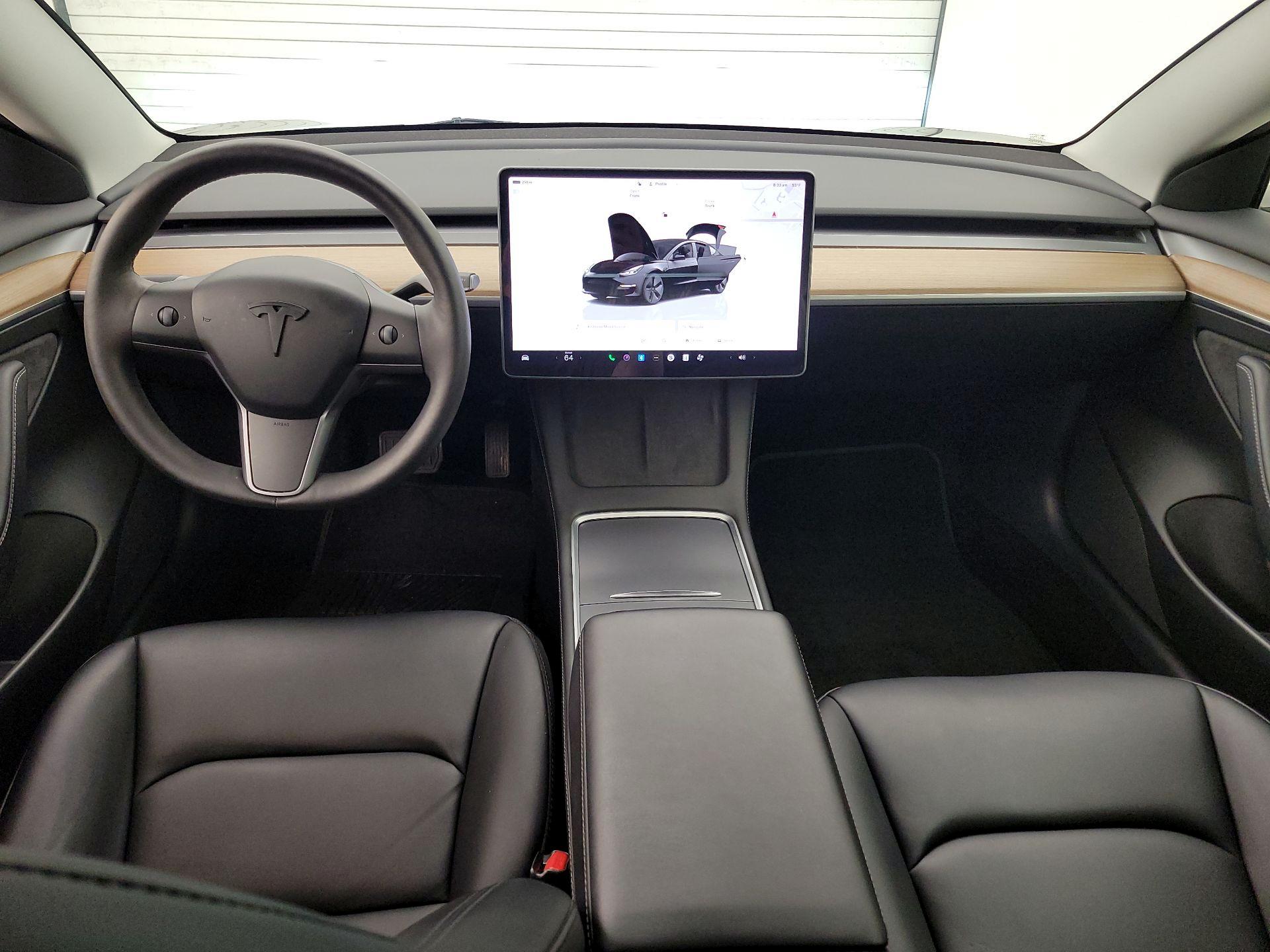 Thumbnail: 2023 Tesla Model 3 - 9