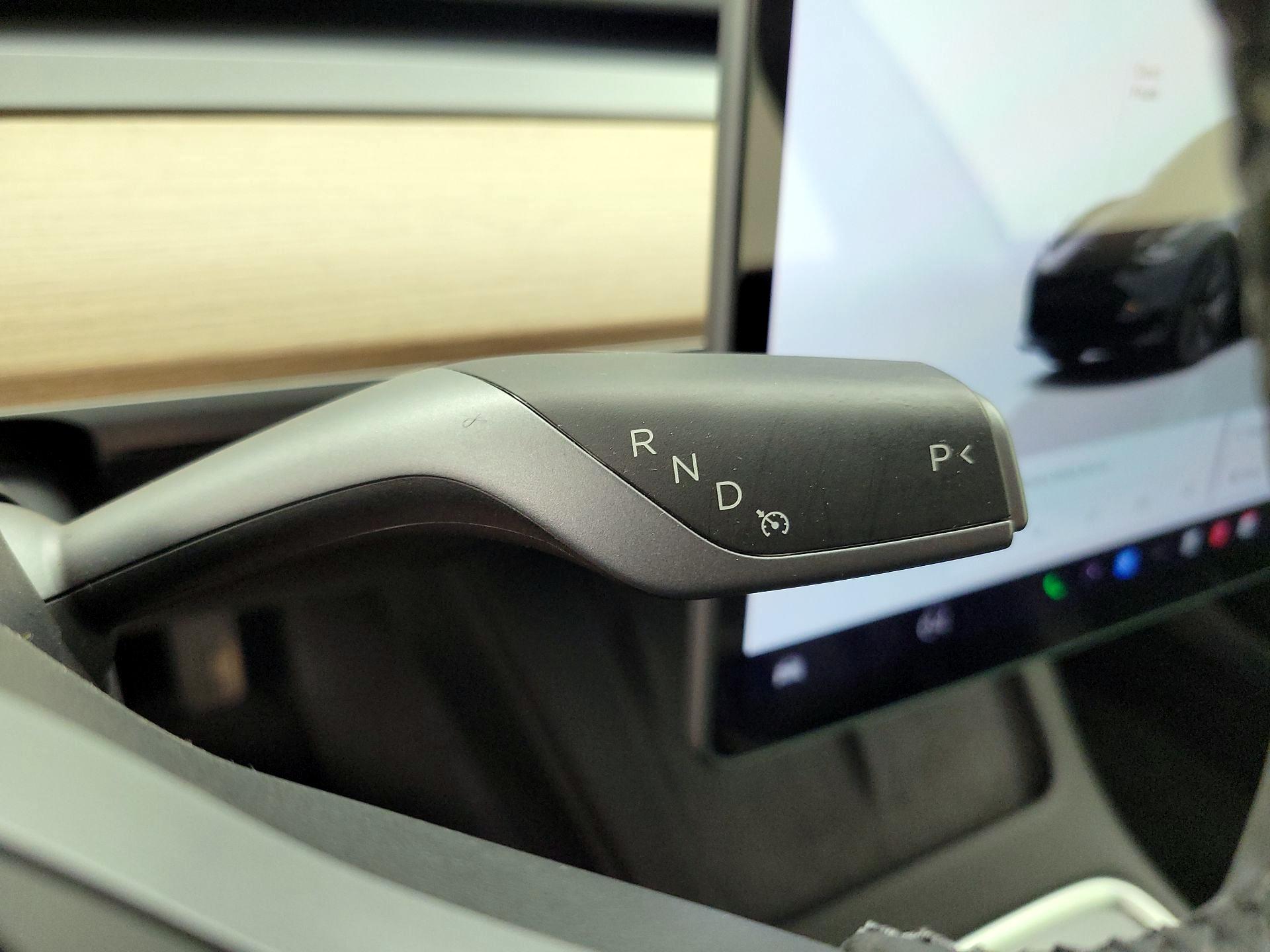 Thumbnail: 2023 Tesla Model 3 - 17