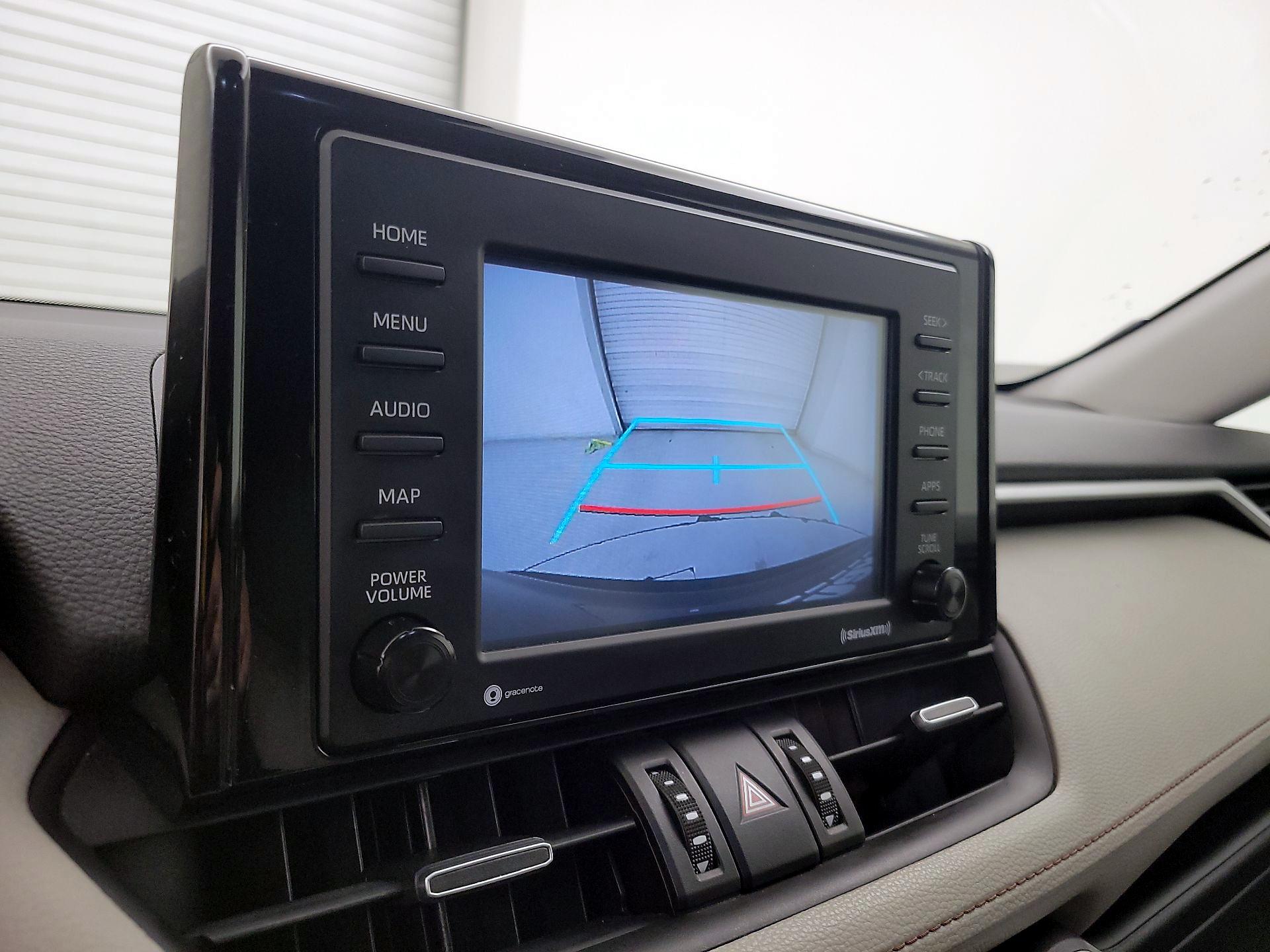 Thumbnail: 2020 Toyota RAV4 - 14