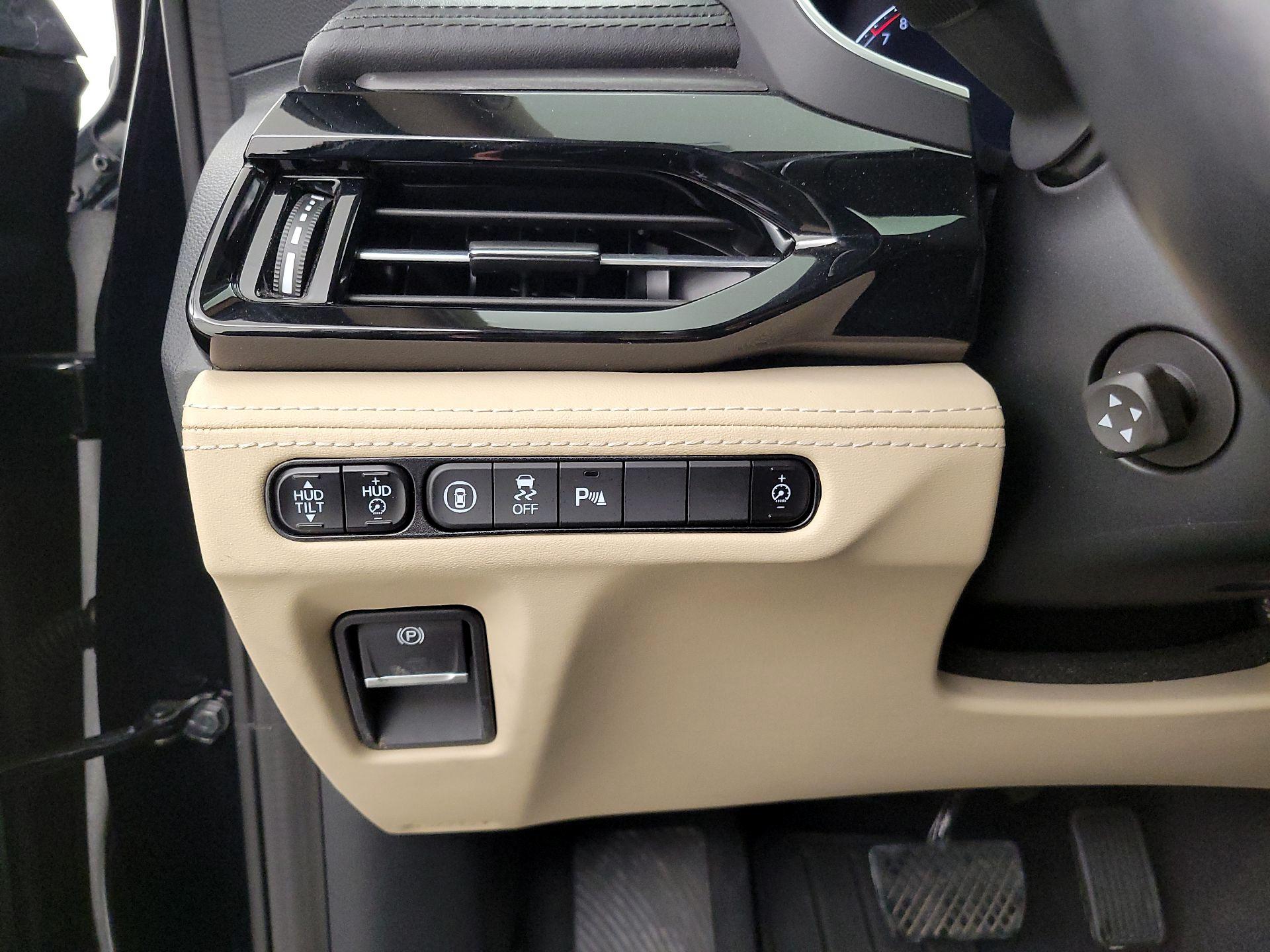 Thumbnail: 2023 Acura MDX - 13