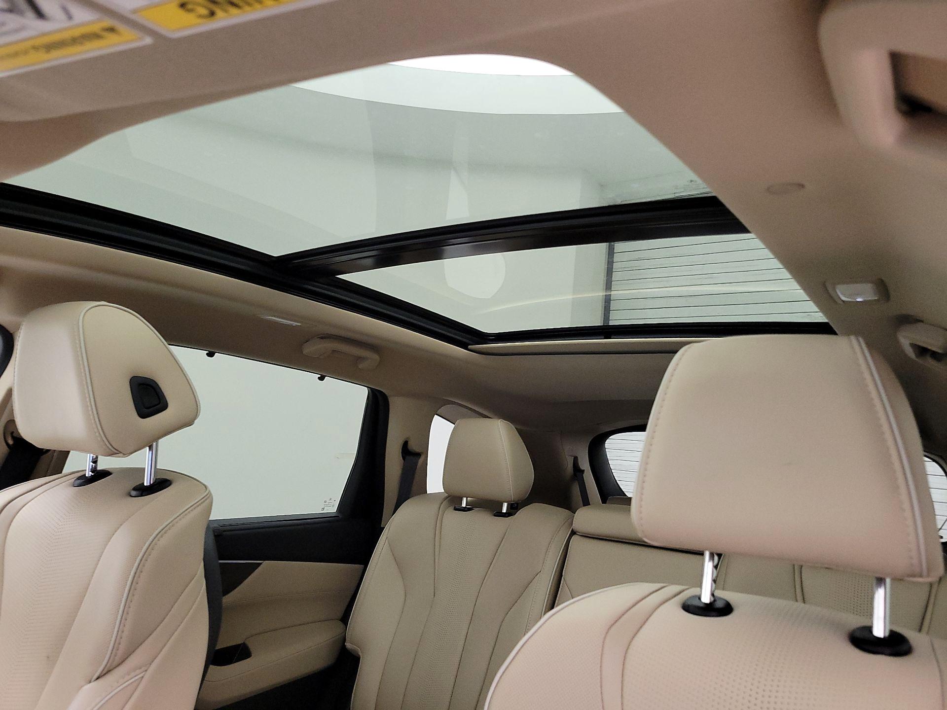 Thumbnail: 2023 Acura MDX - 20