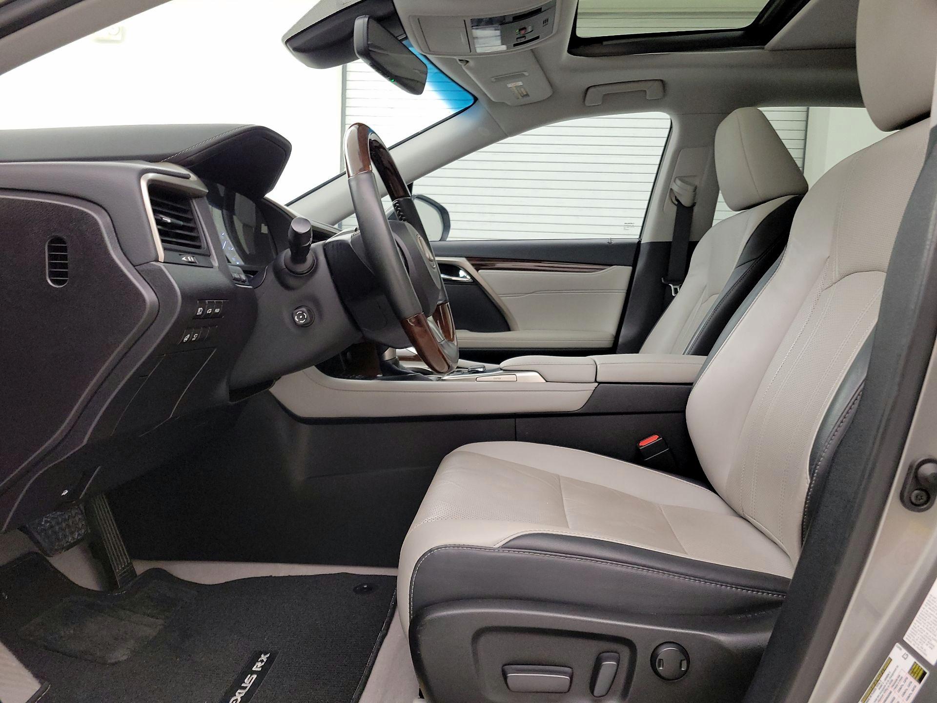 Thumbnail: 2018 Lexus RX - 11