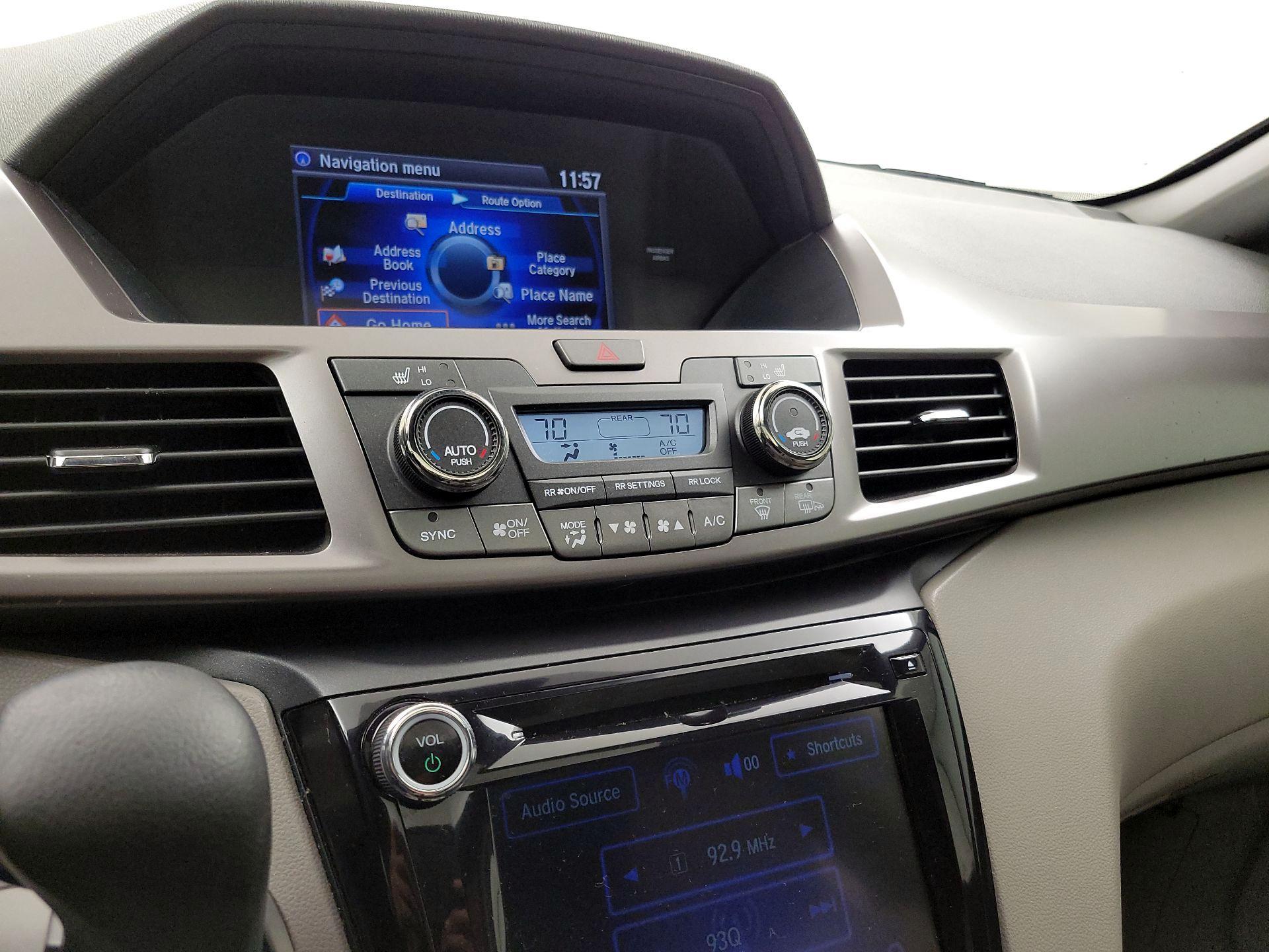 Thumbnail: 2017 Honda Odyssey - 17