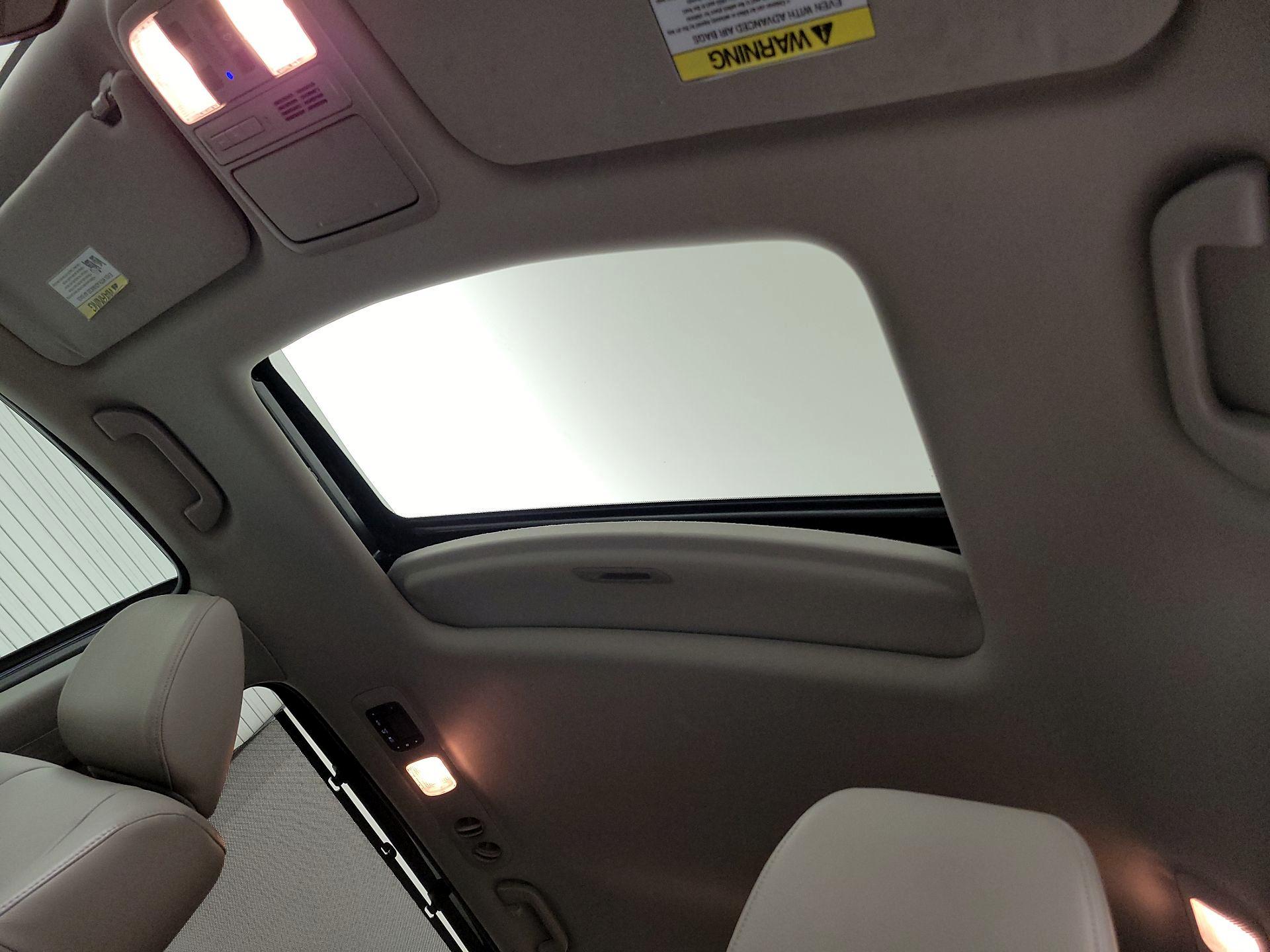 Thumbnail: 2017 Honda Odyssey - 20