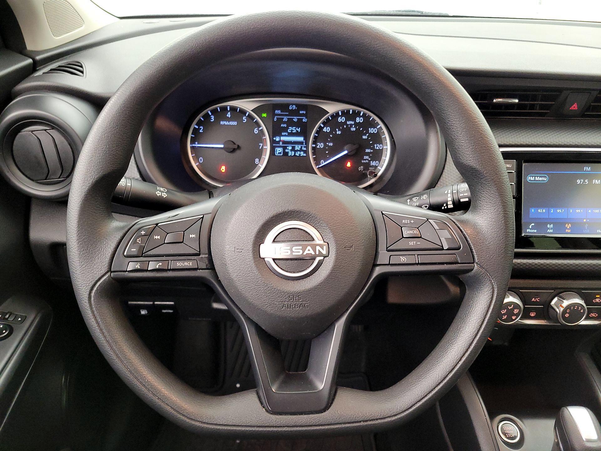 Thumbnail: 2024 Nissan Kicks - 10