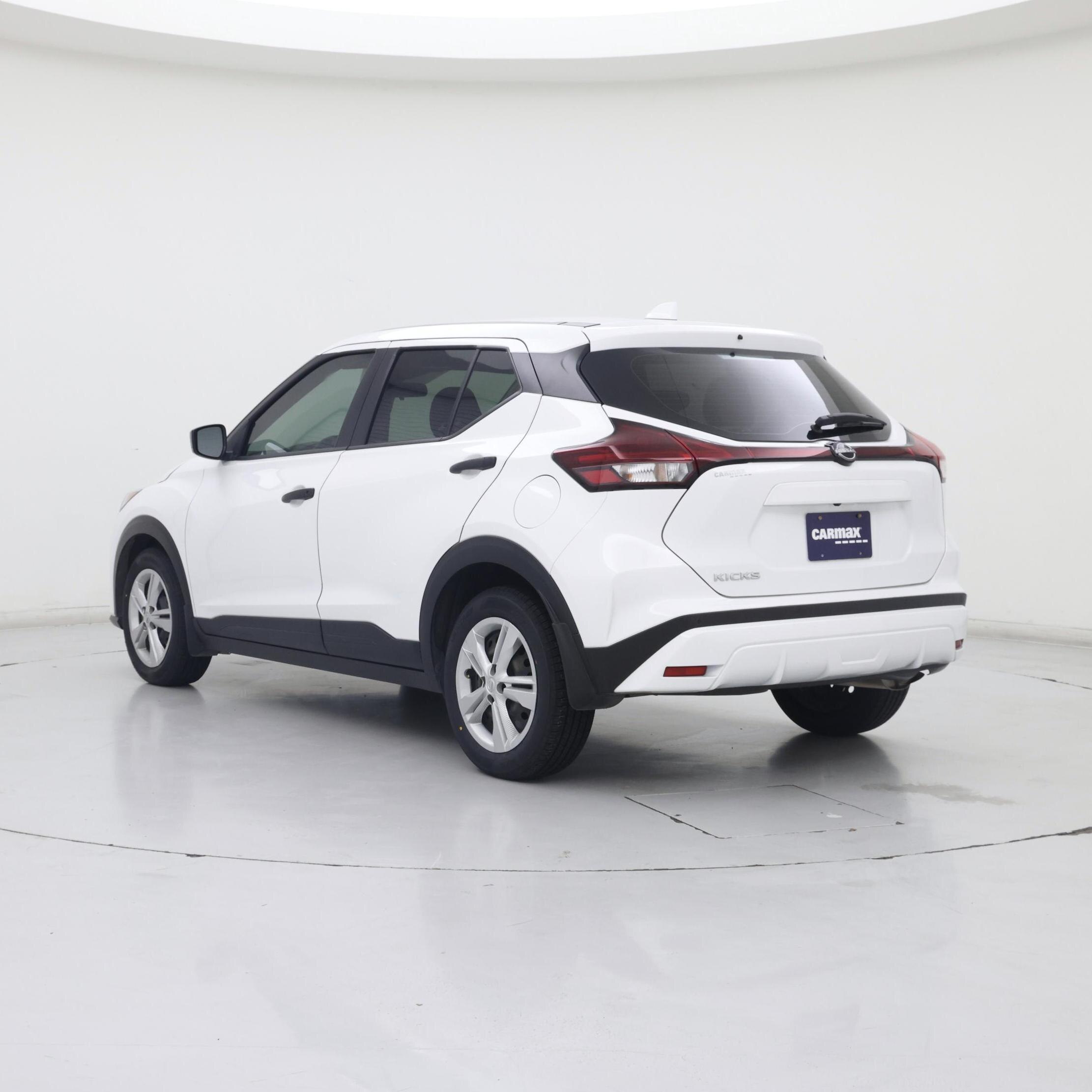 Thumbnail: 2024 Nissan Kicks - 2