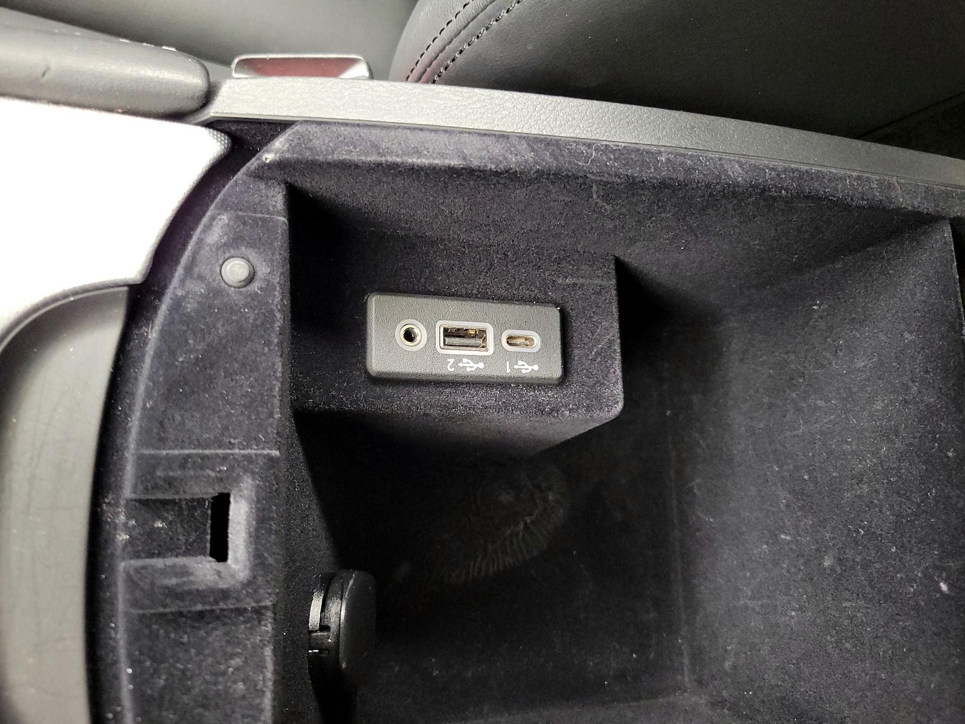 Thumbnail: 2020 INFINITI Q50 - 18