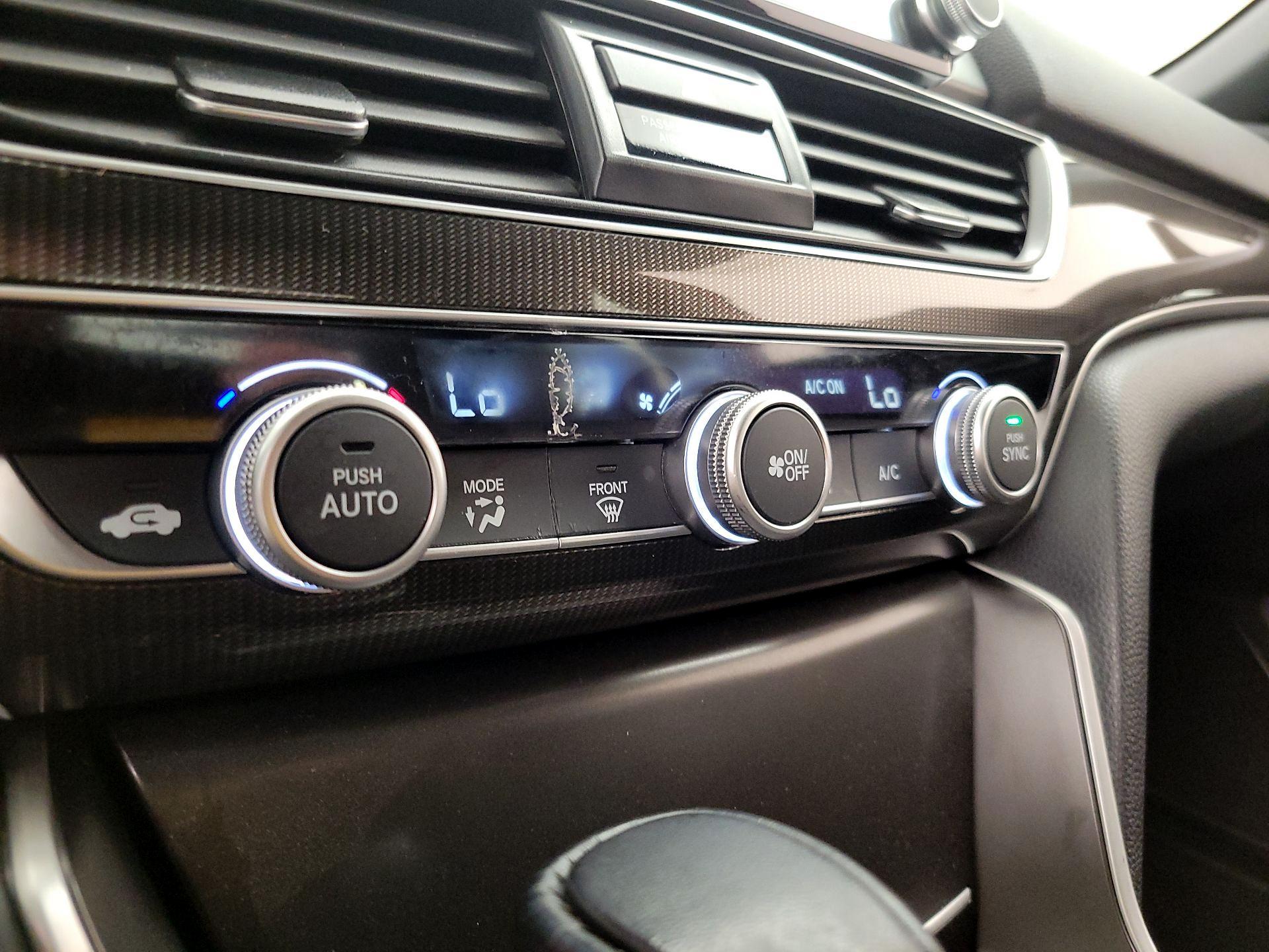 Thumbnail: 2018 Honda Accord - 16