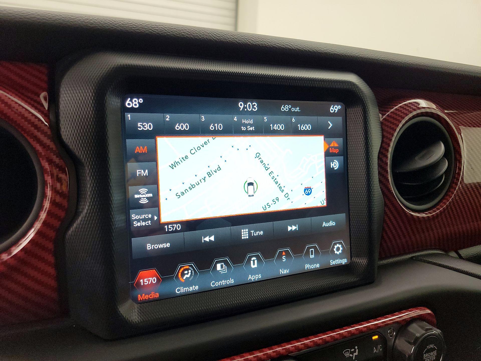 Thumbnail: 2023 Jeep Gladiator - 16