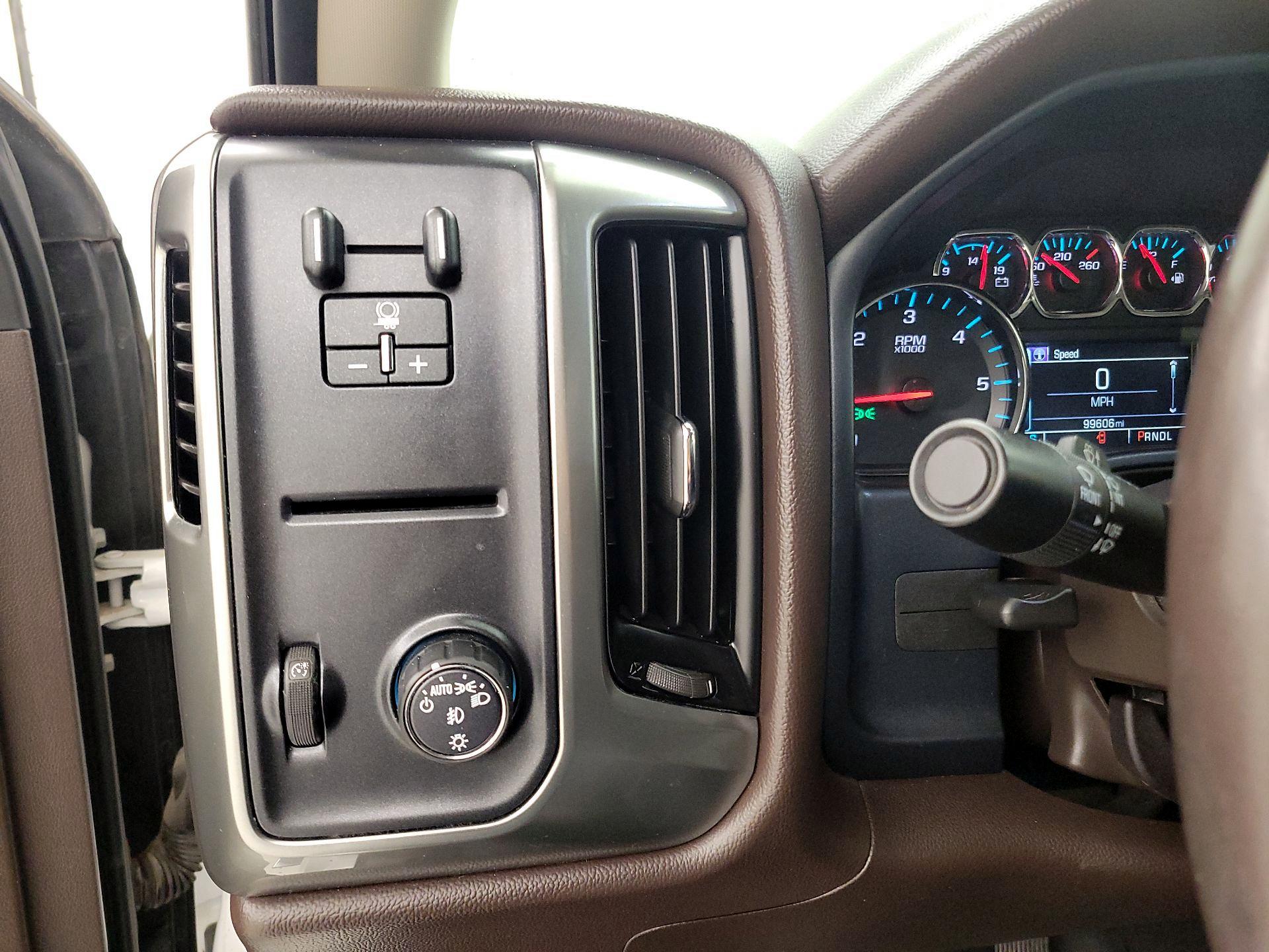 Thumbnail: 2018 Chevrolet Silverado 1500 - 13