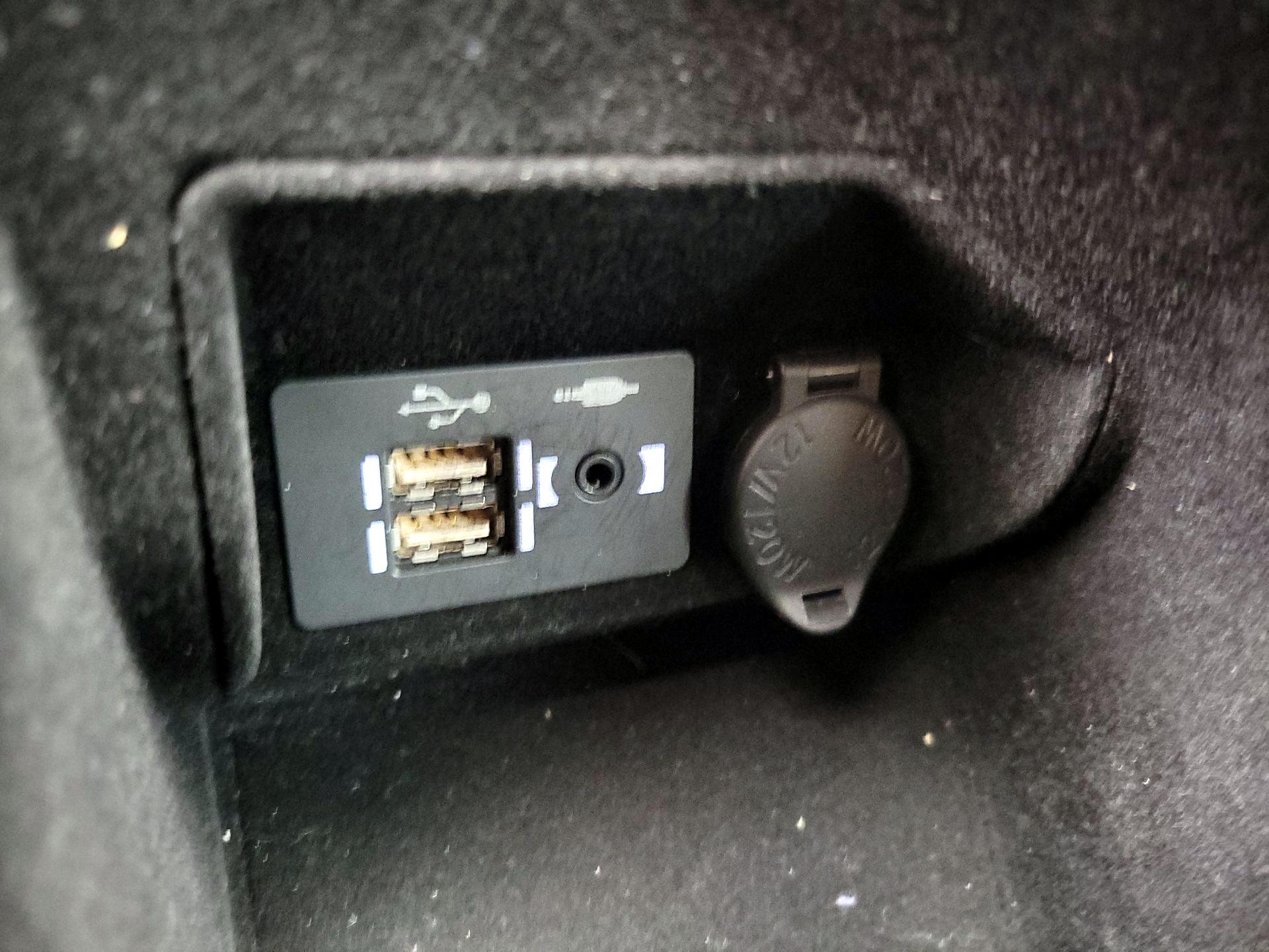 Thumbnail: 2021 Lexus IS - 18