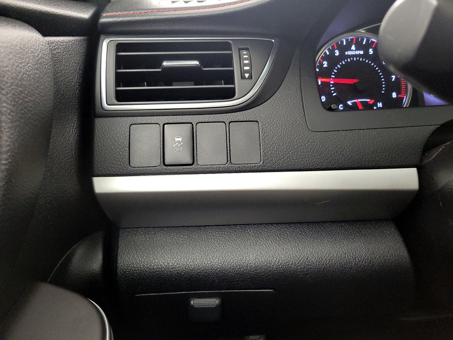 Thumbnail: 2017 Toyota Camry - 13