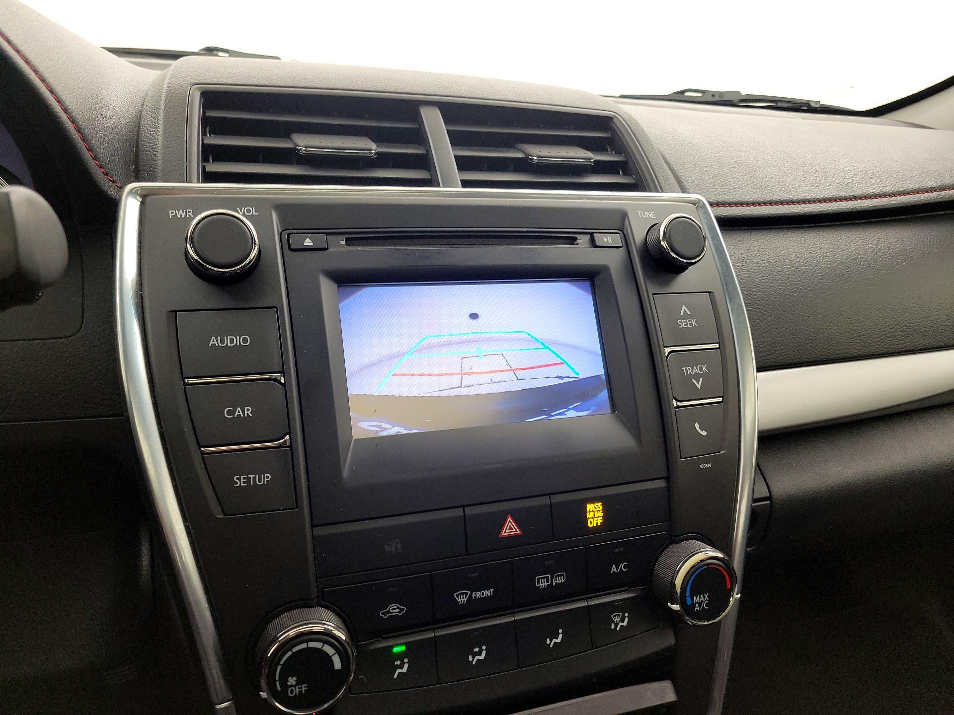 Thumbnail: 2017 Toyota Camry - 14