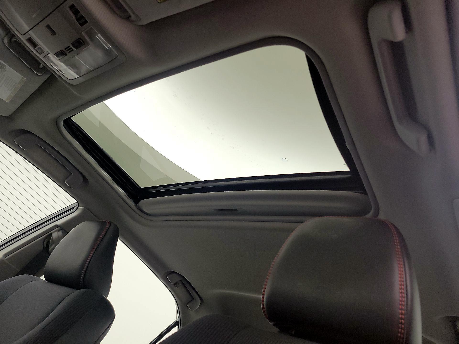 Thumbnail: 2017 Toyota Camry - 19