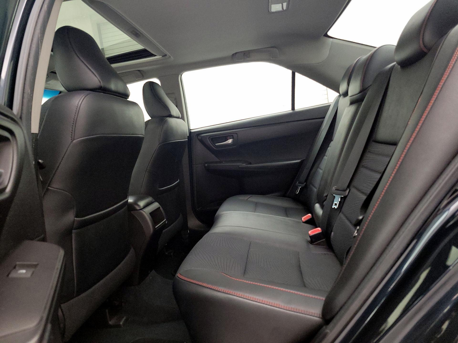 Thumbnail: 2017 Toyota Camry - 20