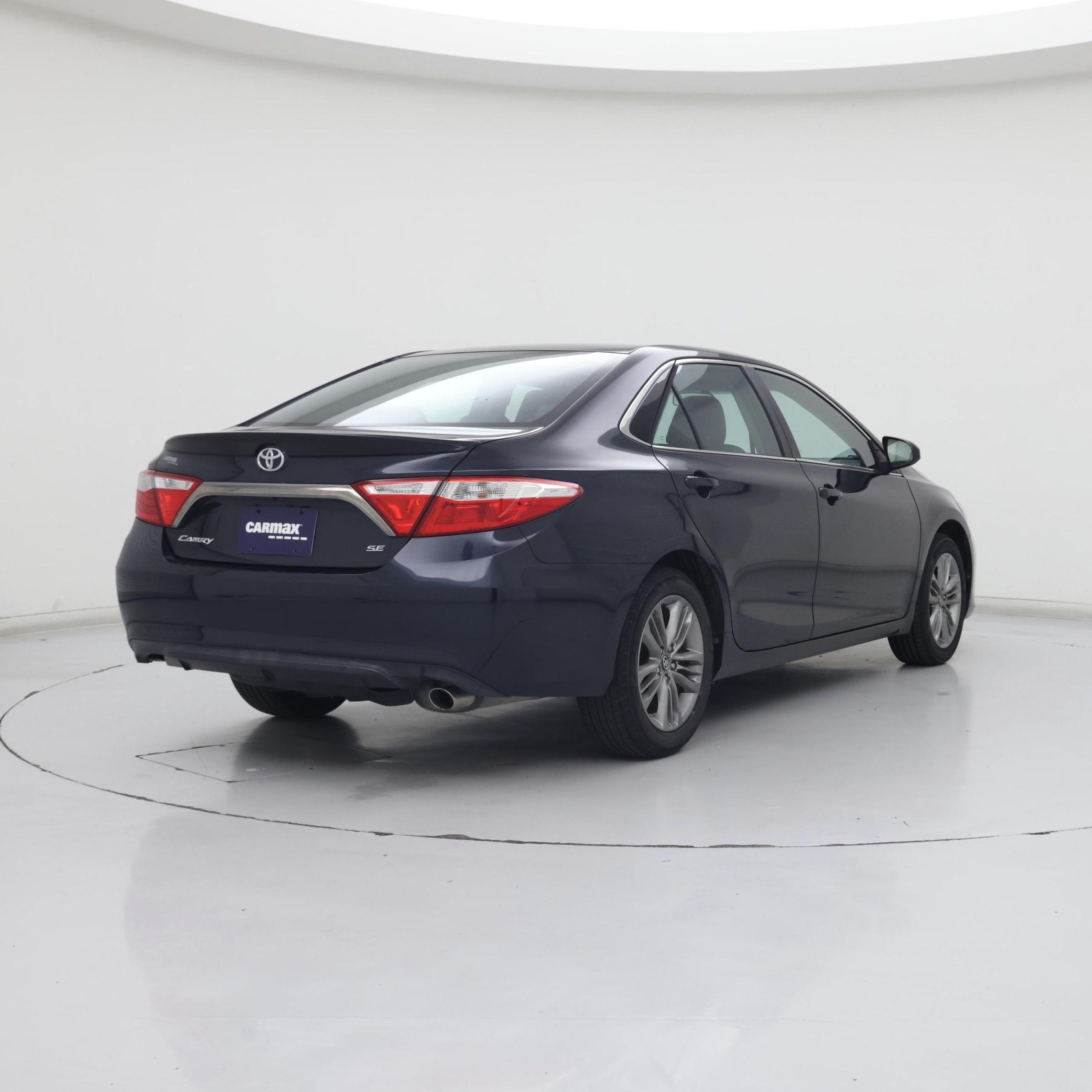 Thumbnail: 2017 Toyota Camry - 8