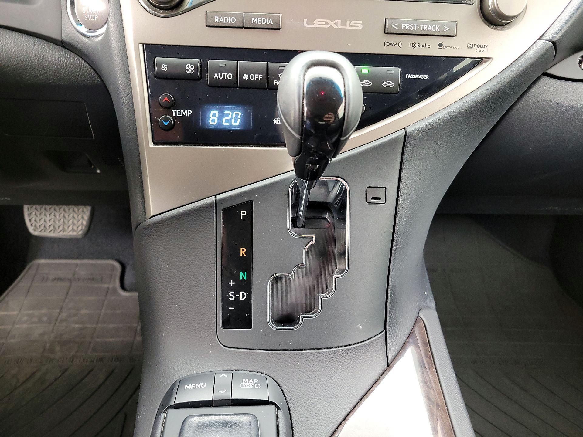 Thumbnail: 2015 Lexus RX - 18