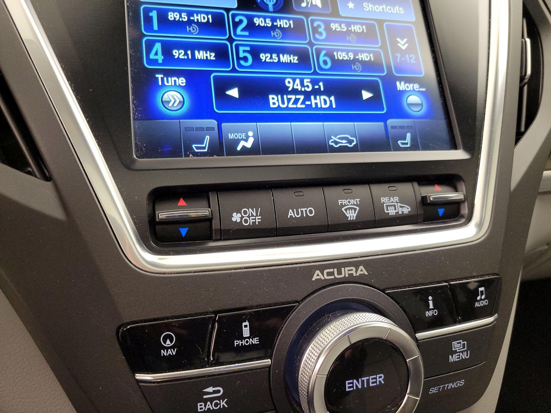 Thumbnail: 2017 Acura MDX - 17