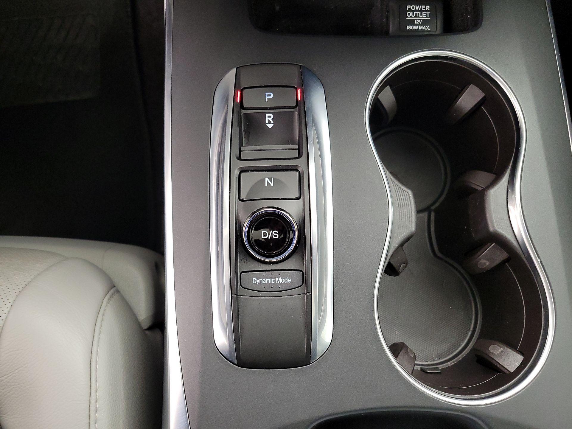 Thumbnail: 2017 Acura MDX - 18