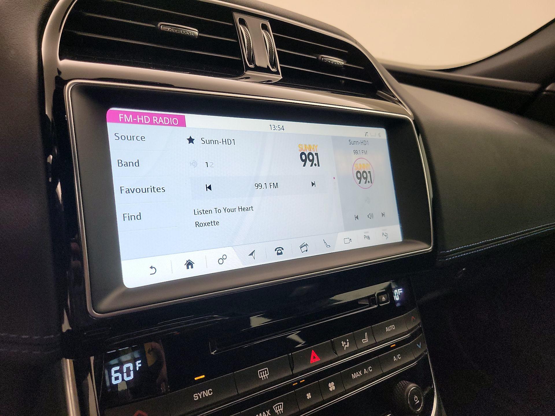 Thumbnail: 2019 Jaguar XE - 15