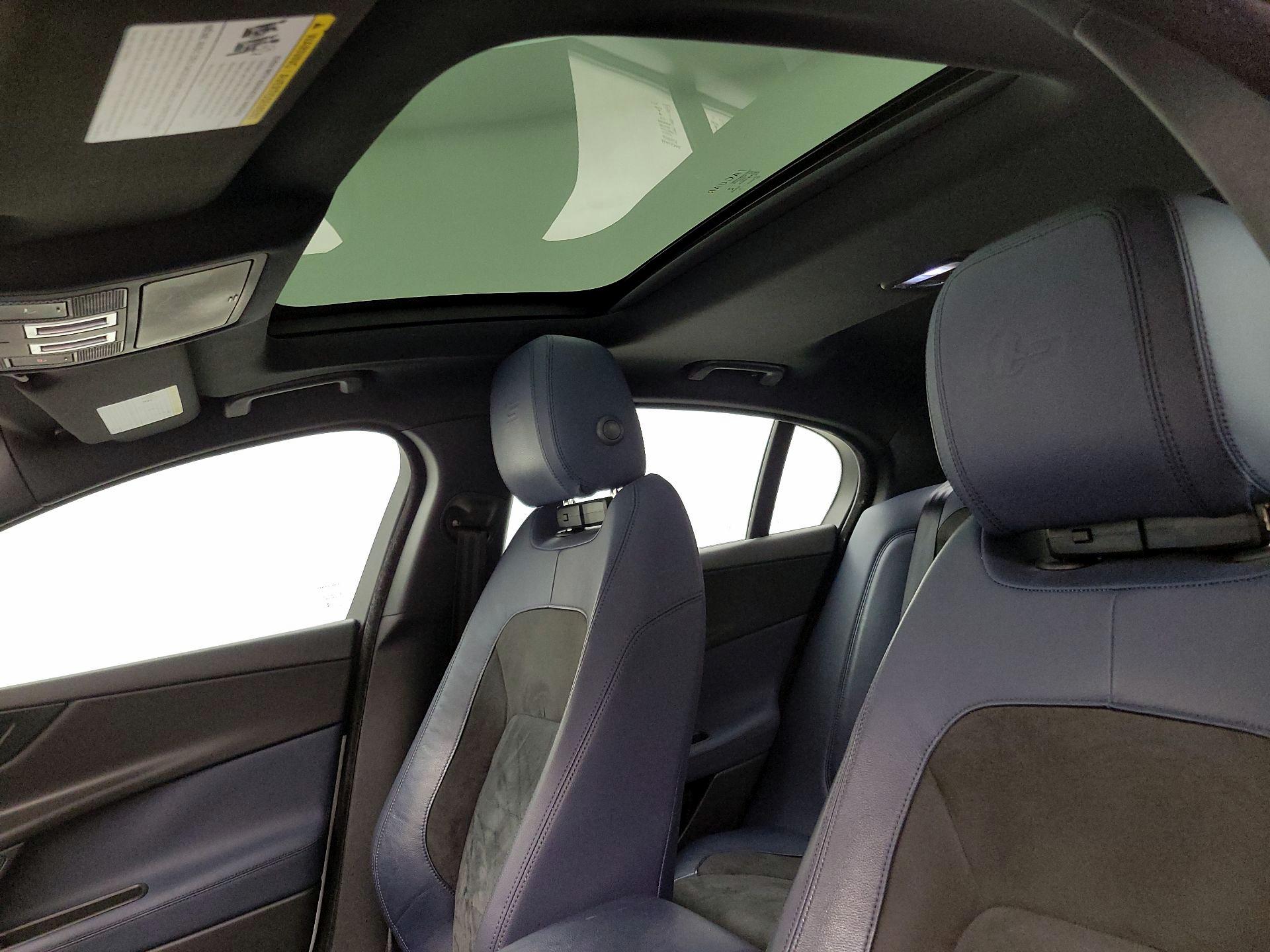 Thumbnail: 2019 Jaguar XE - 19