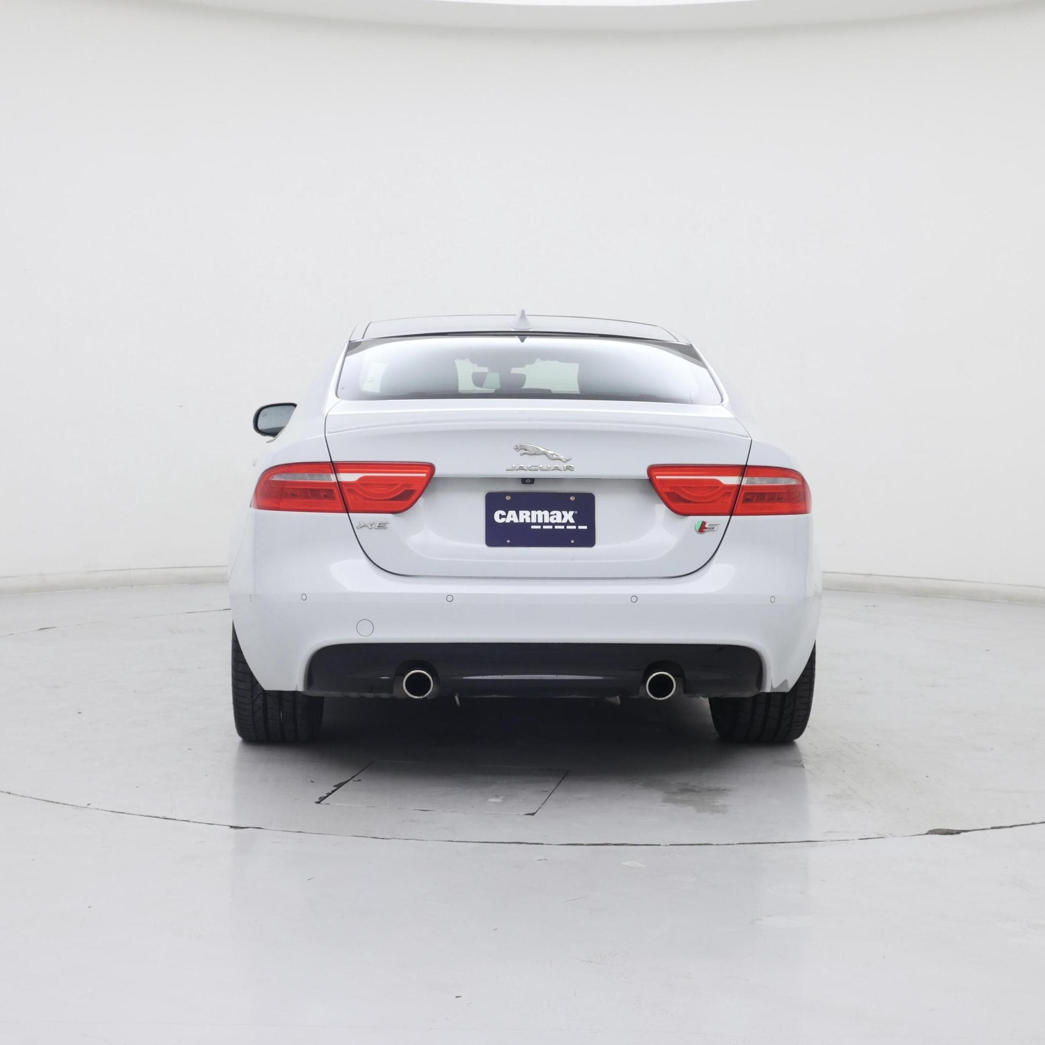 Thumbnail: 2019 Jaguar XE - 6