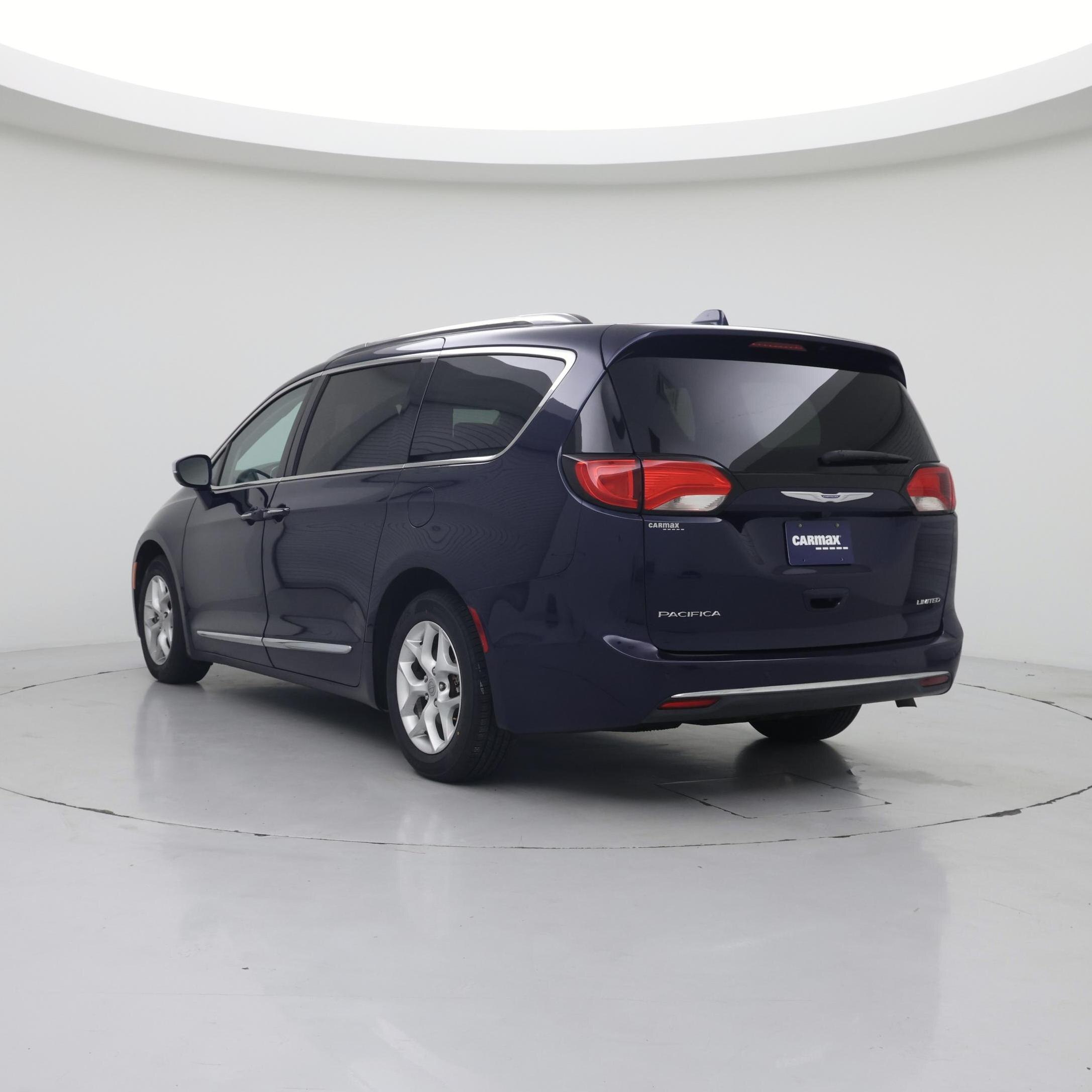 Thumbnail: 2020 Chrysler Pacifica - 2
