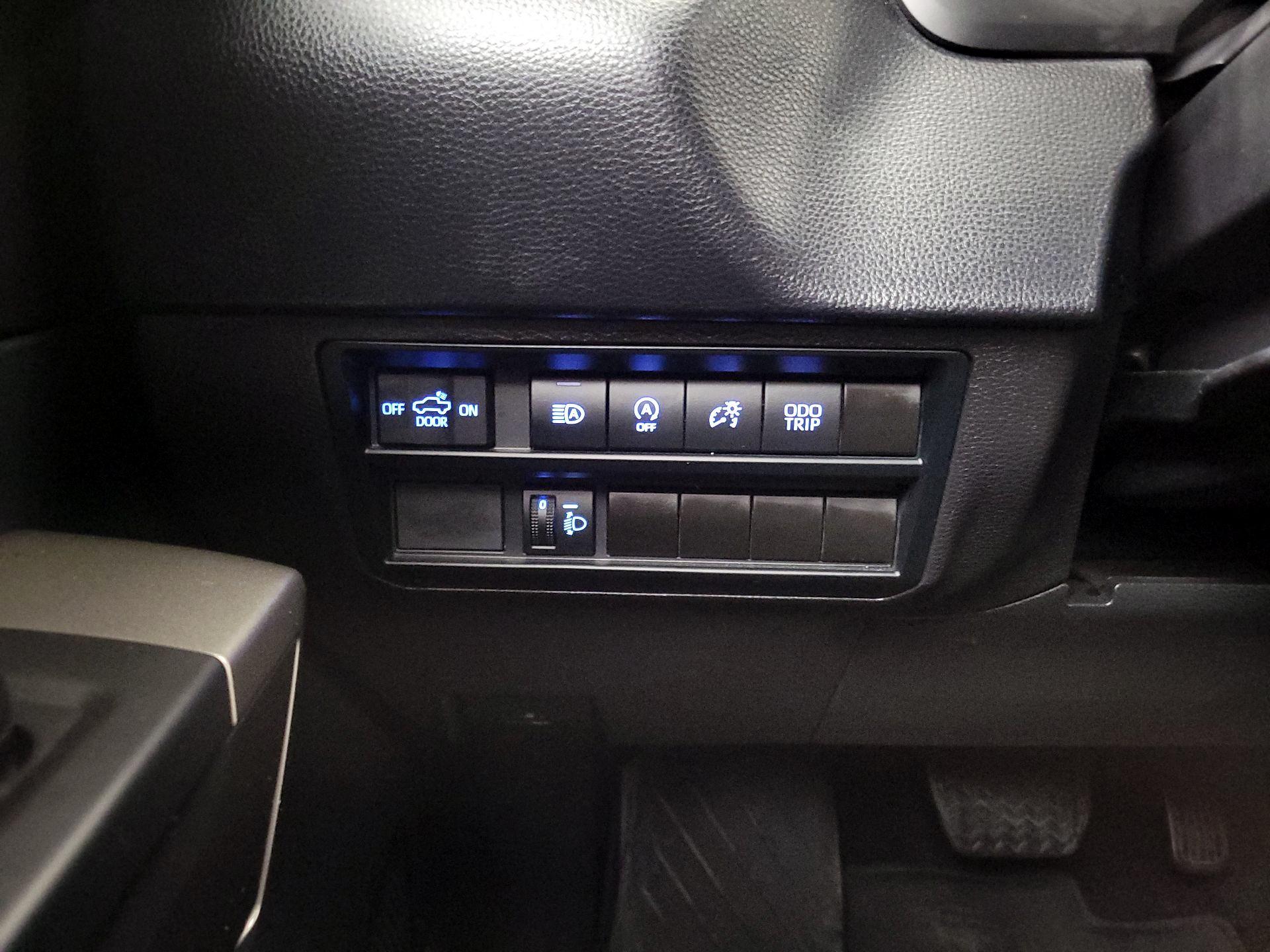 Thumbnail: 2024 Toyota Tundra - 13