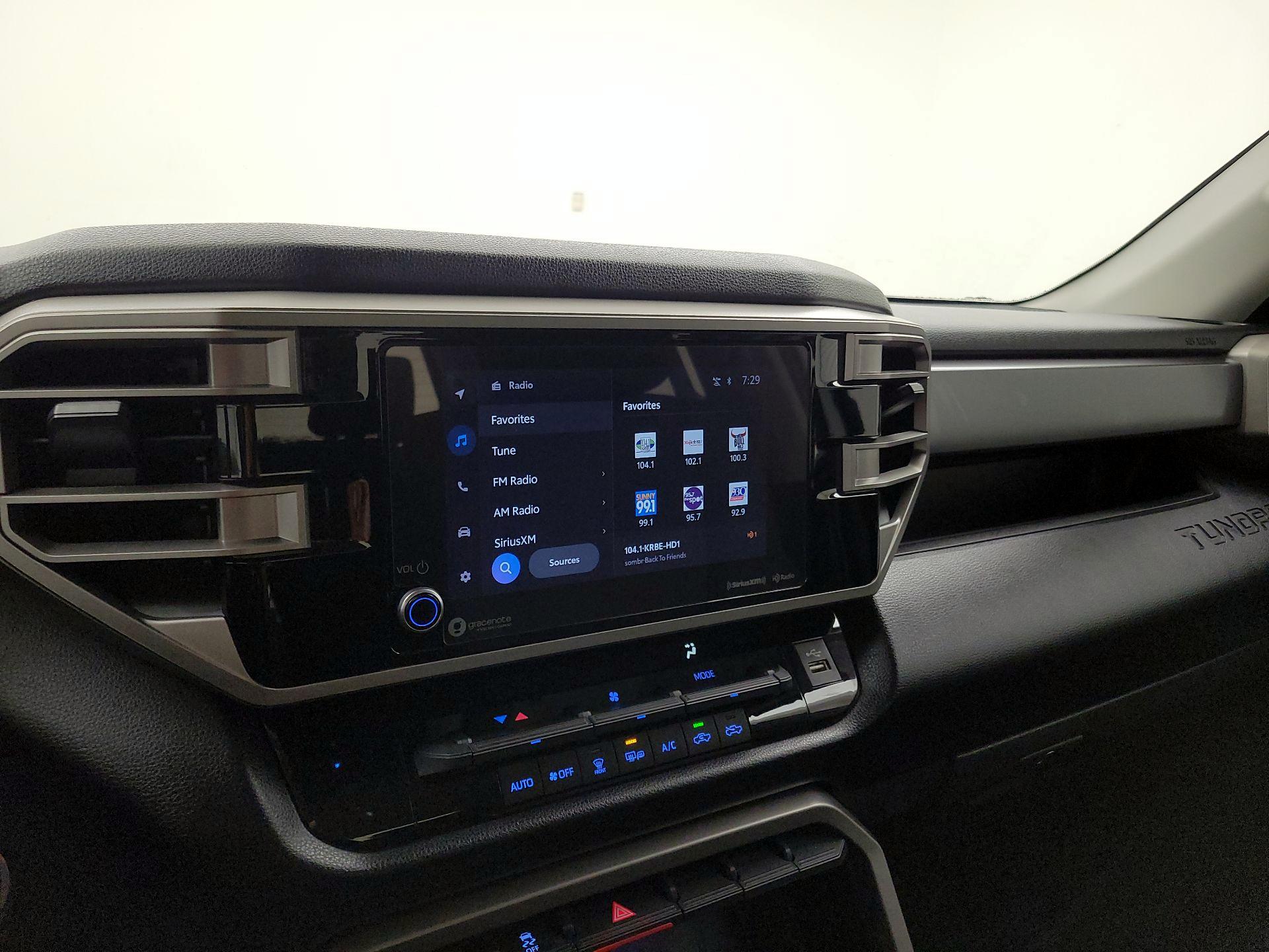 Thumbnail: 2024 Toyota Tundra - 15