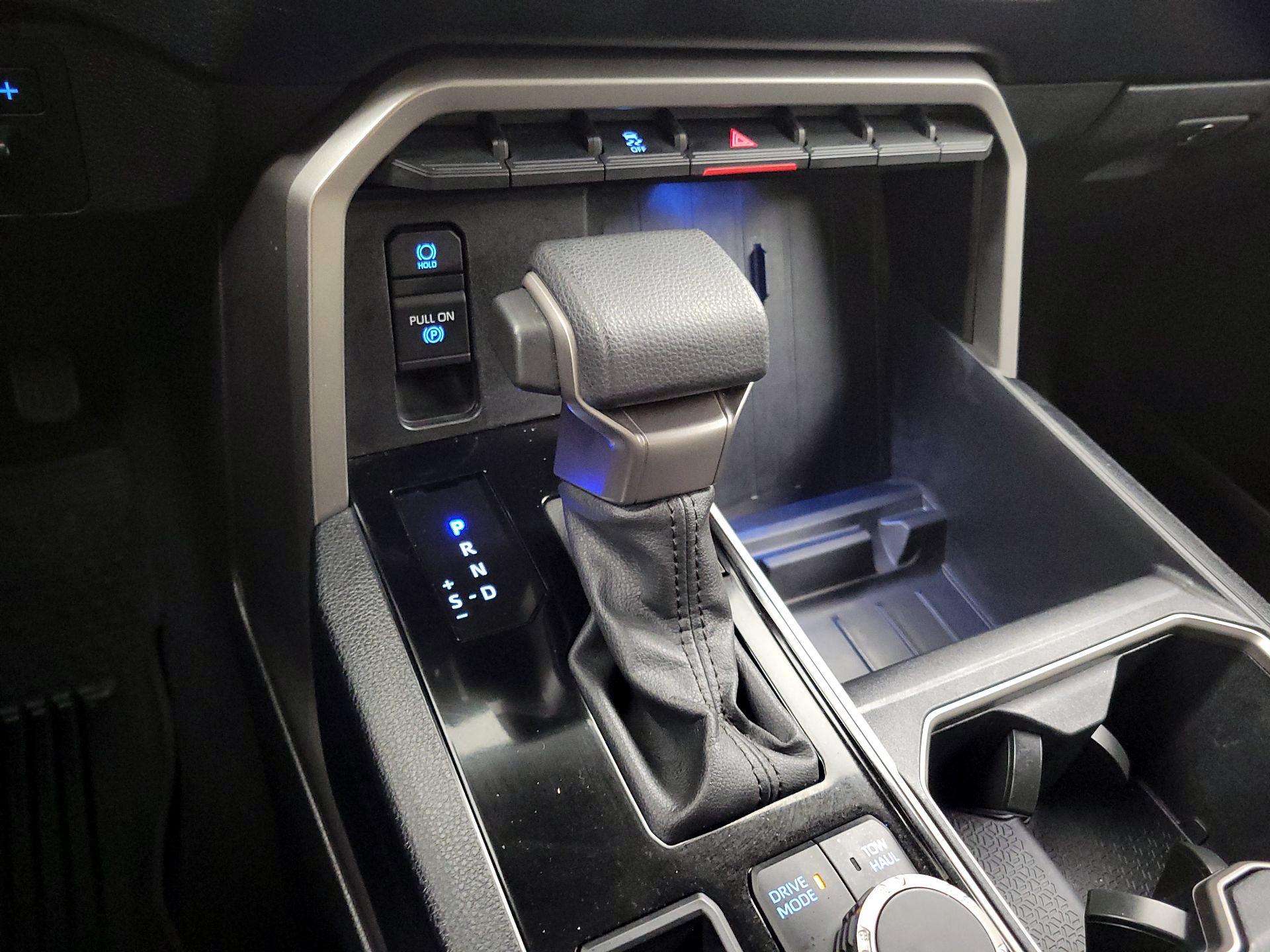 Thumbnail: 2024 Toyota Tundra - 17