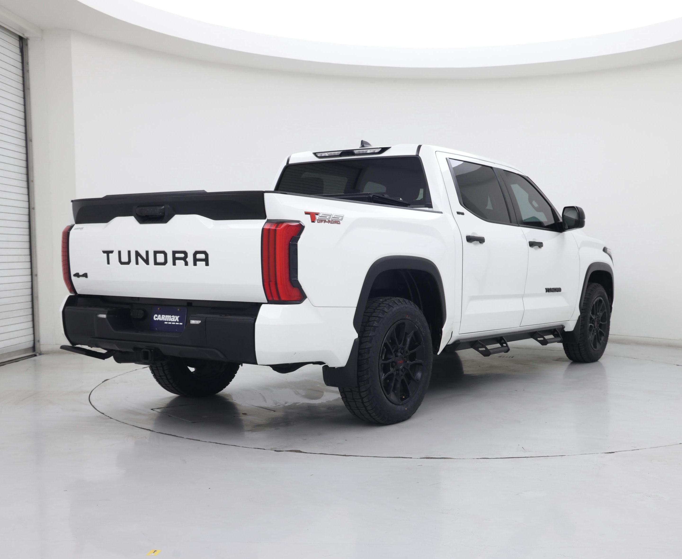 Thumbnail: 2024 Toyota Tundra - 8