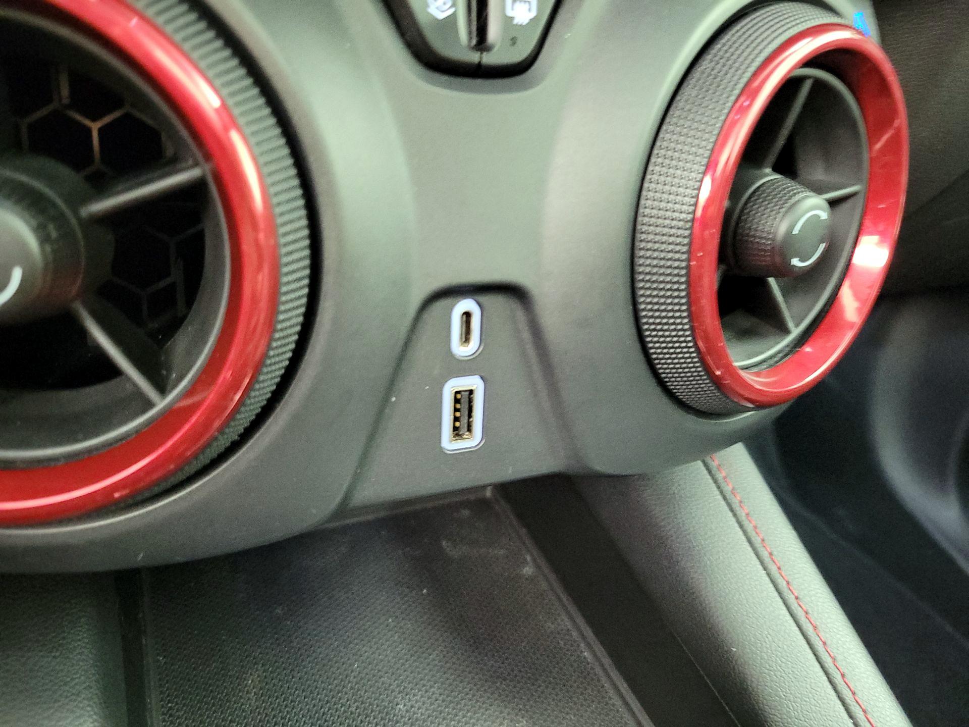 Thumbnail: 2019 Chevrolet Blazer - 19