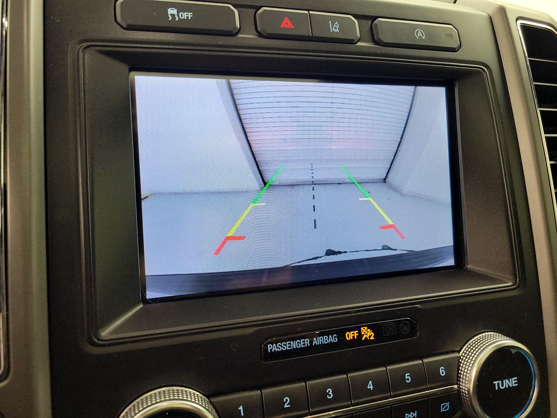 Thumbnail: 2020 Ford Expedition - 15