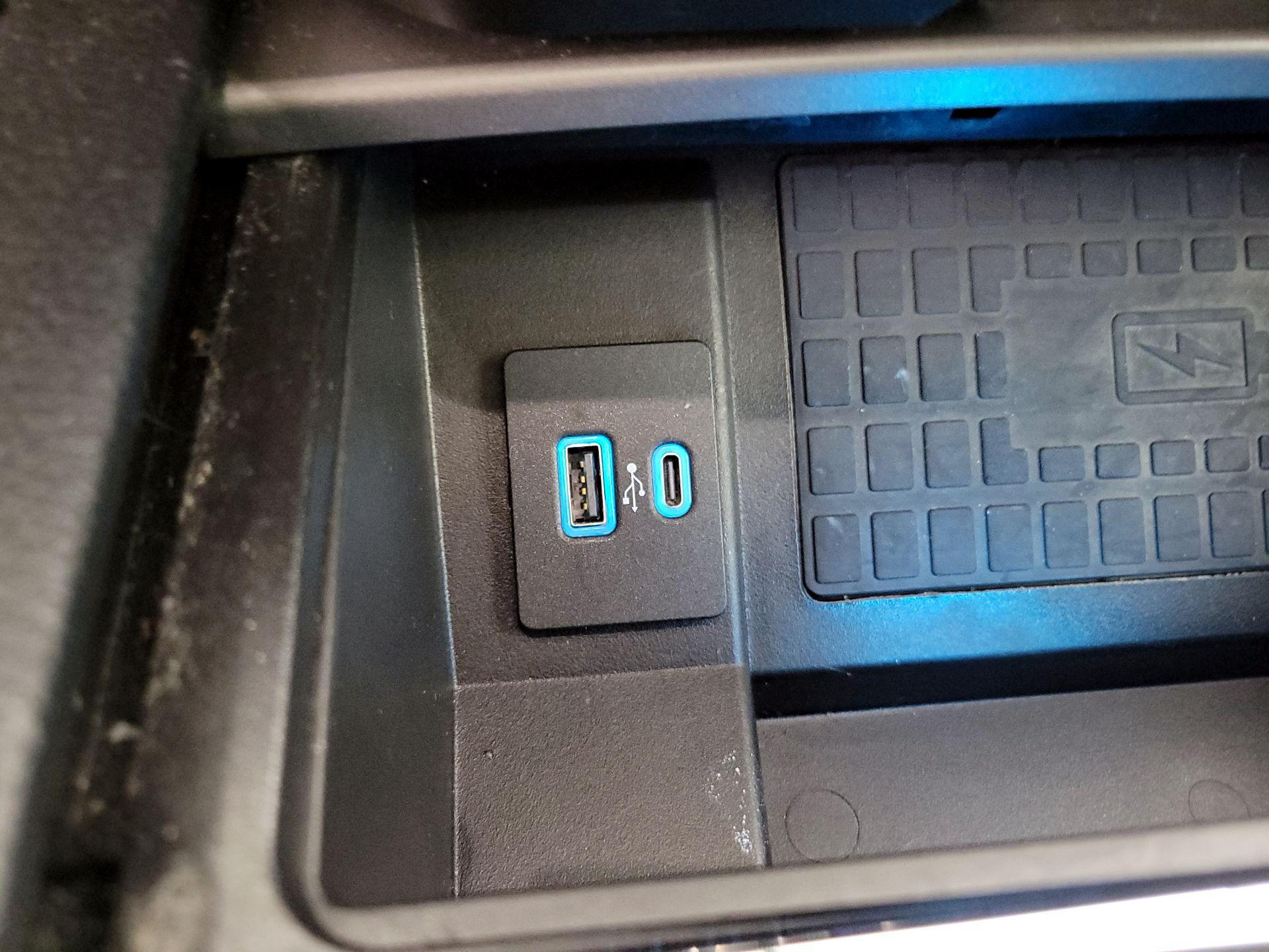 Thumbnail: 2020 Ford Expedition - 19