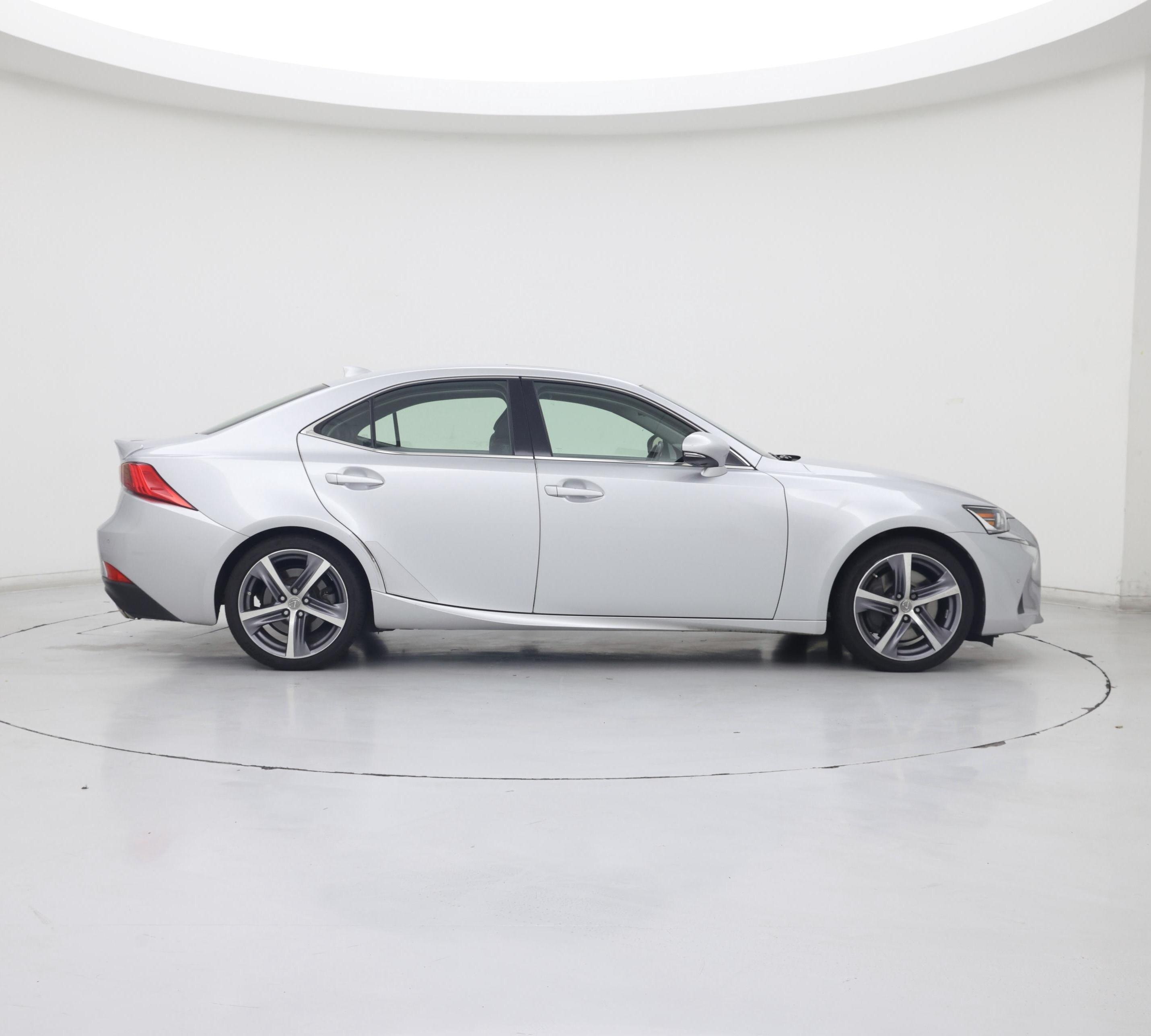 Thumbnail: 2018 Lexus IS - 7