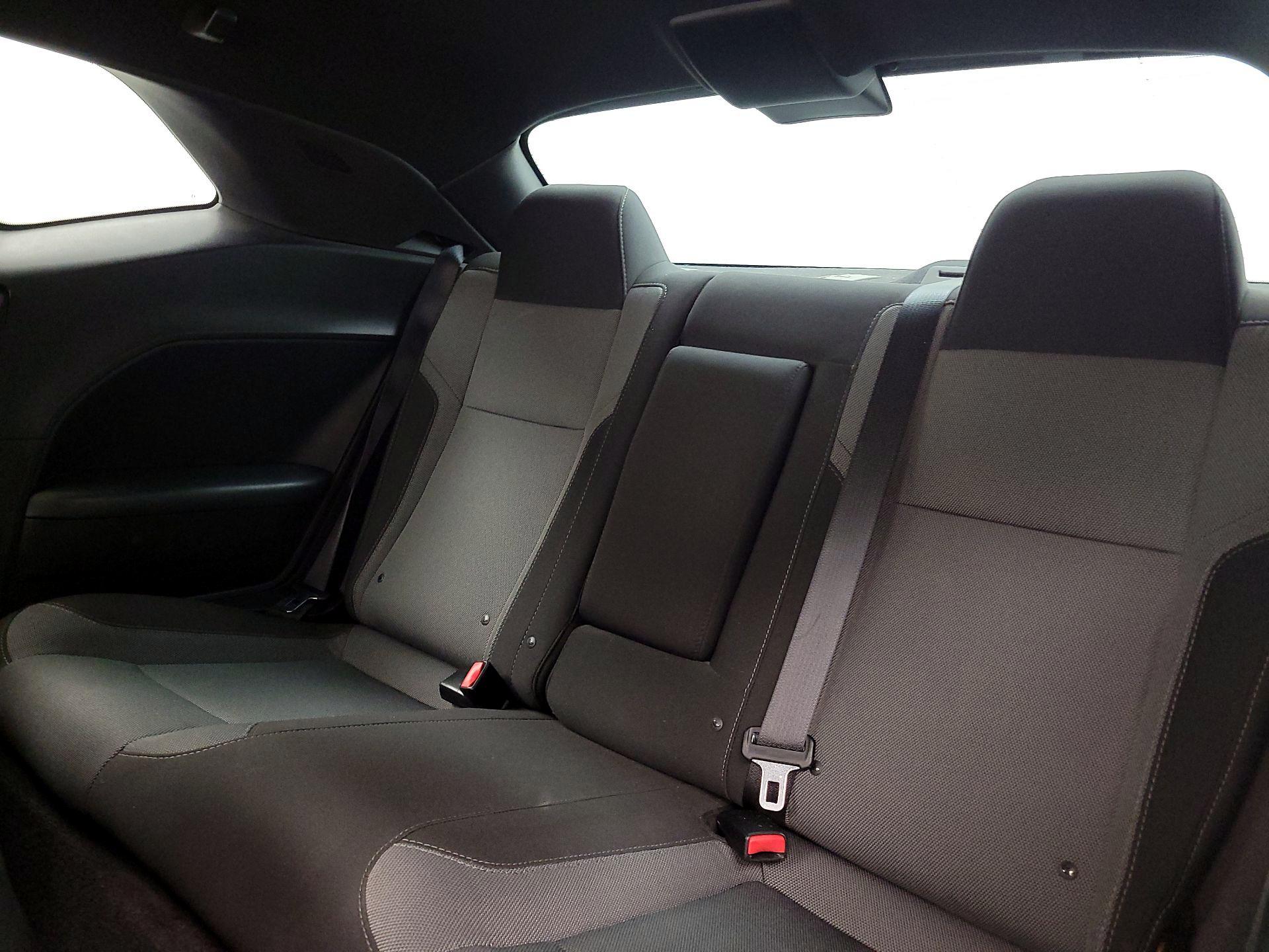 Thumbnail: 2016 Dodge Challenger - 18