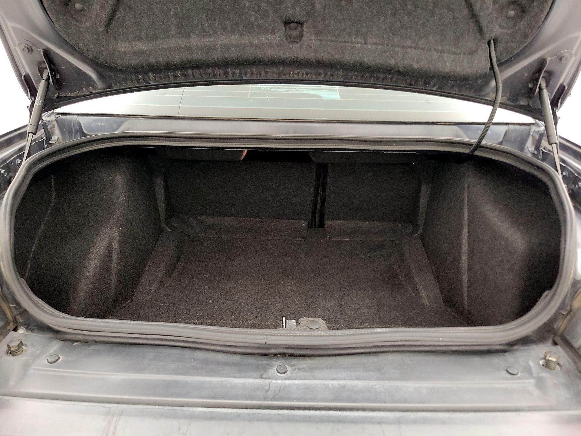 Thumbnail: 2016 Dodge Challenger - 19