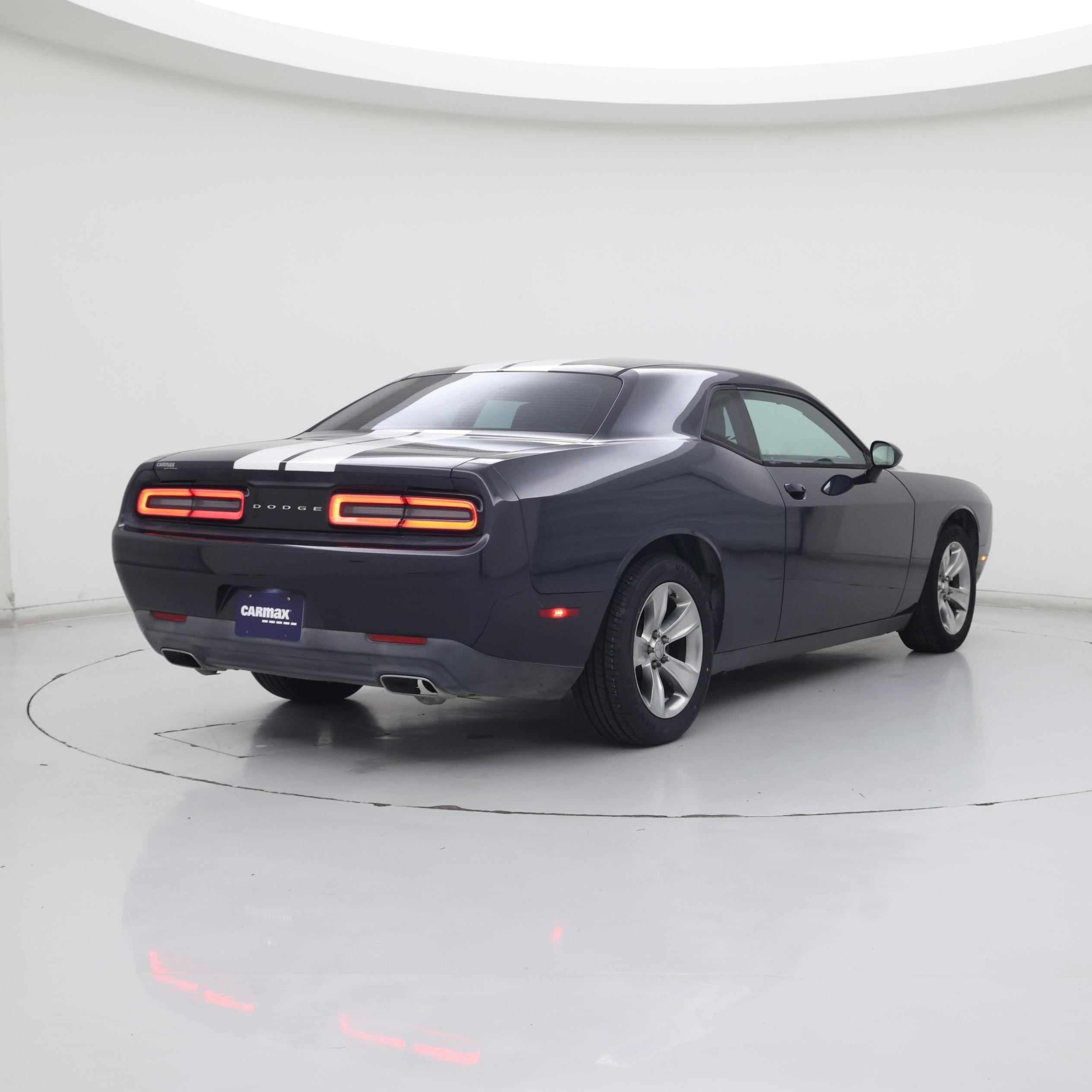 Thumbnail: 2016 Dodge Challenger - 8