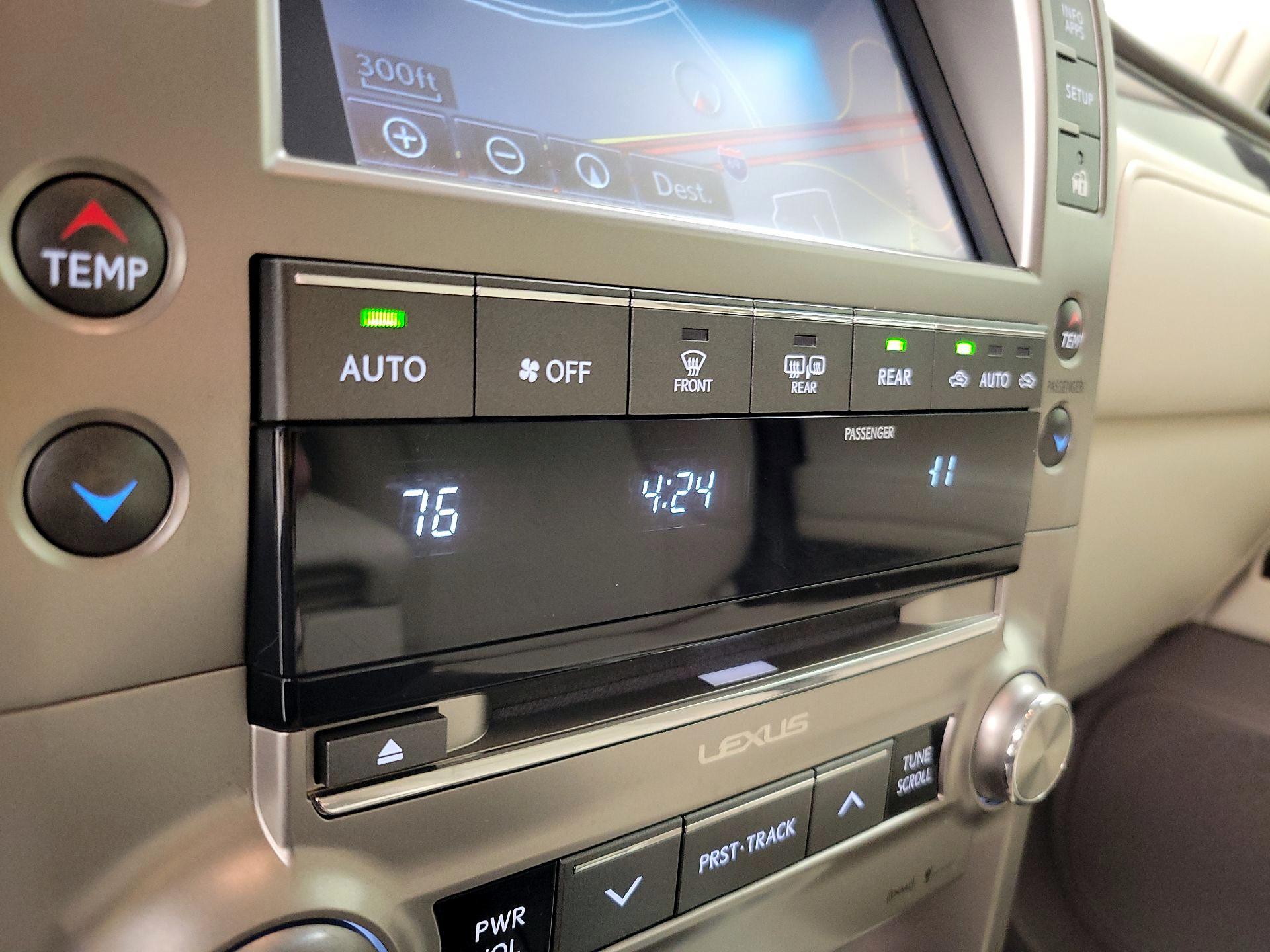 Thumbnail: 2019 Lexus GX - 17