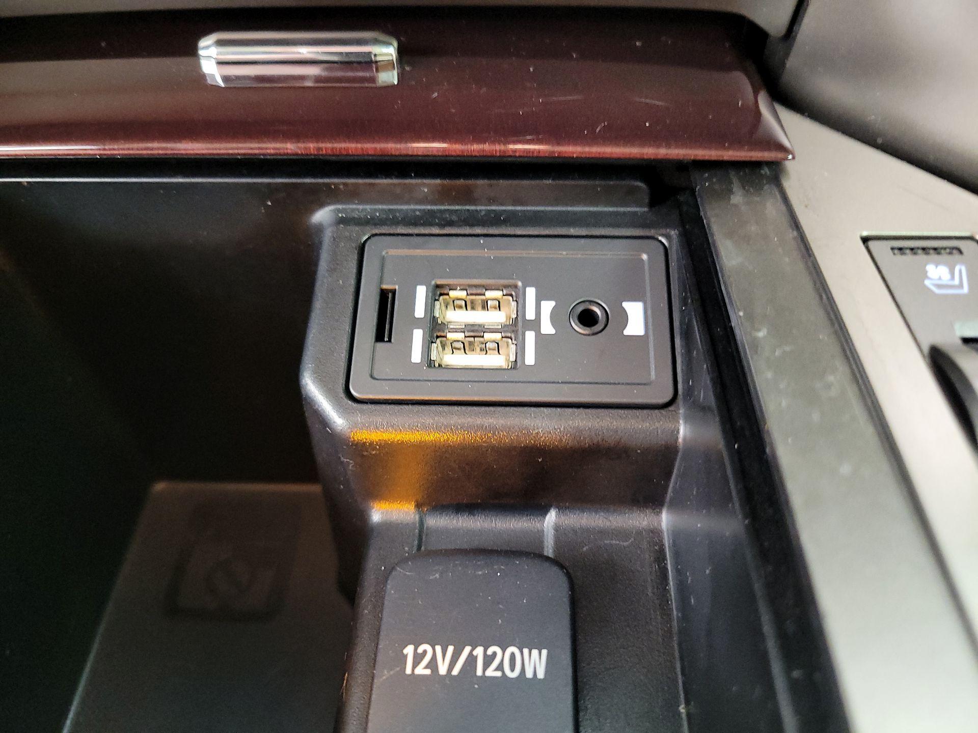 Thumbnail: 2019 Lexus GX - 19