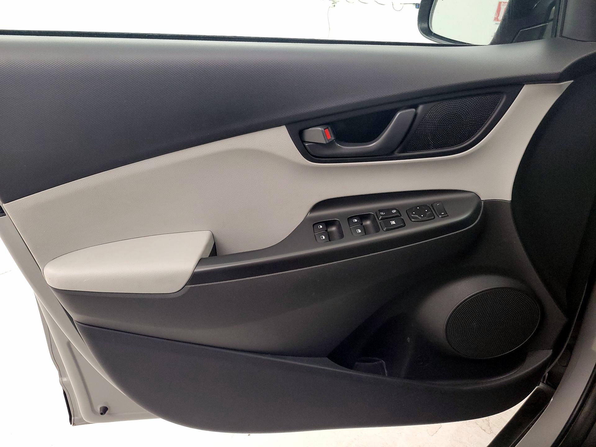 Thumbnail: 2023 Hyundai Kona - 12