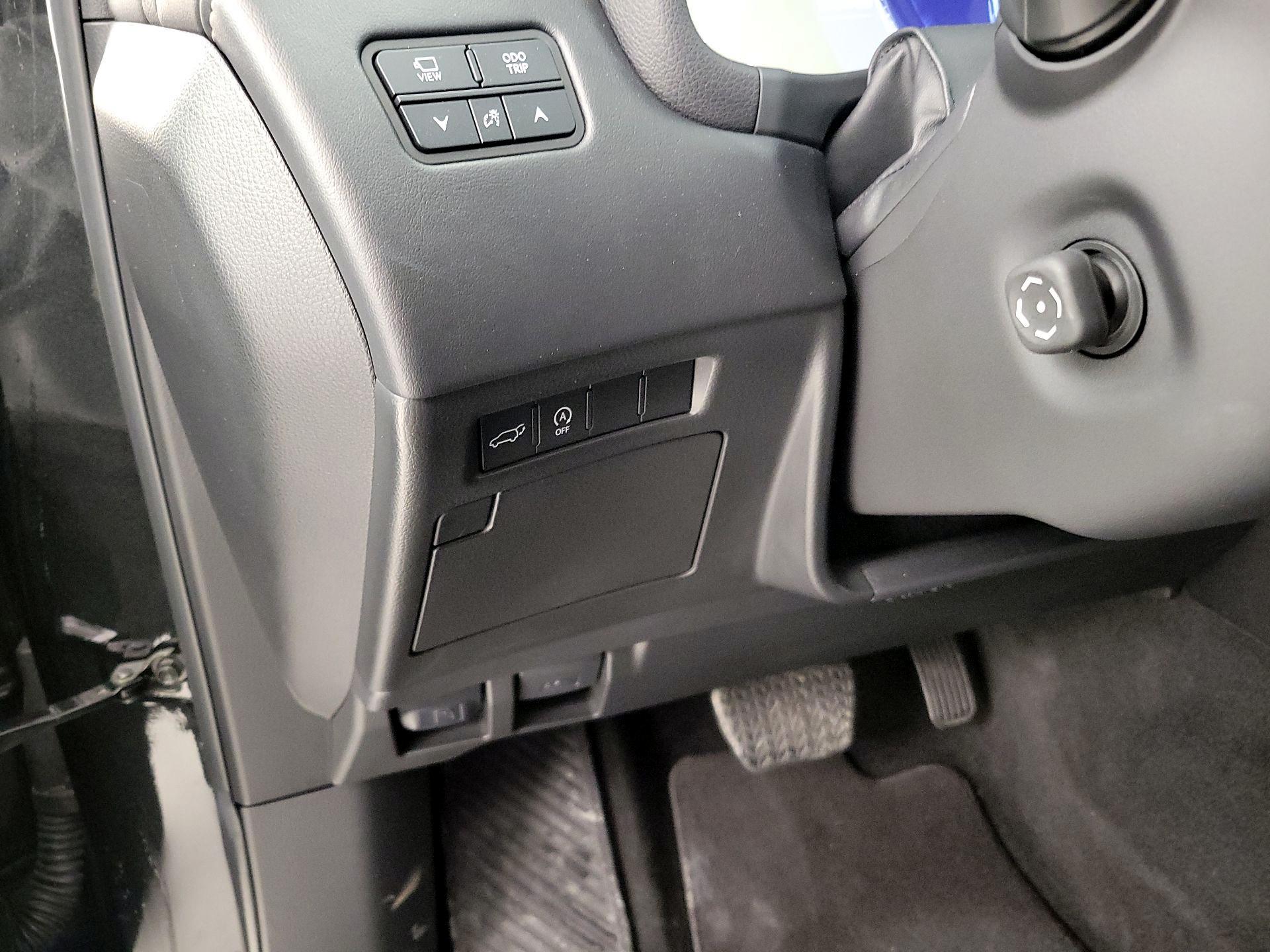 Thumbnail: 2024 Lexus LX - 13