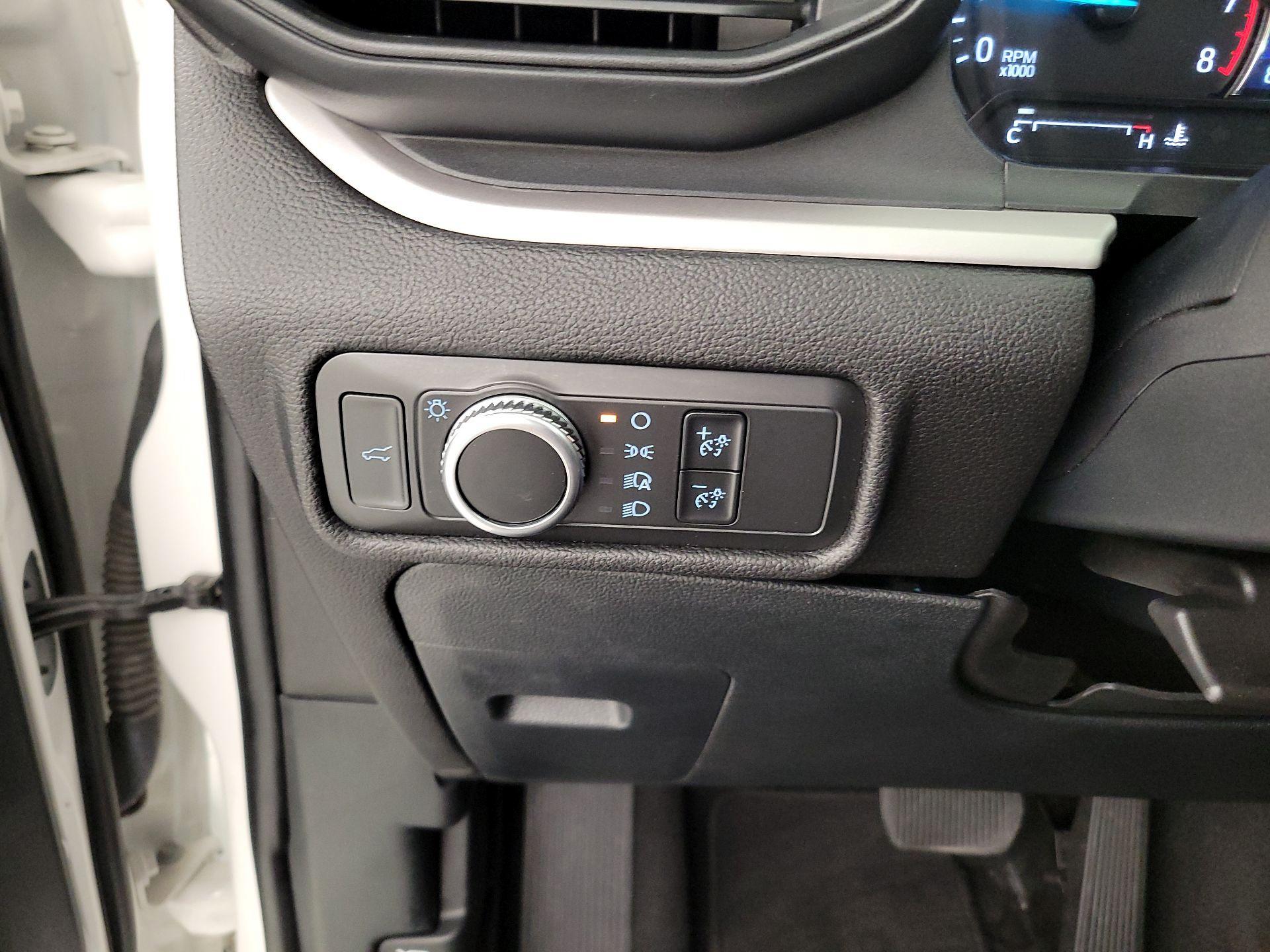 Thumbnail: 2022 Ford Explorer - 13