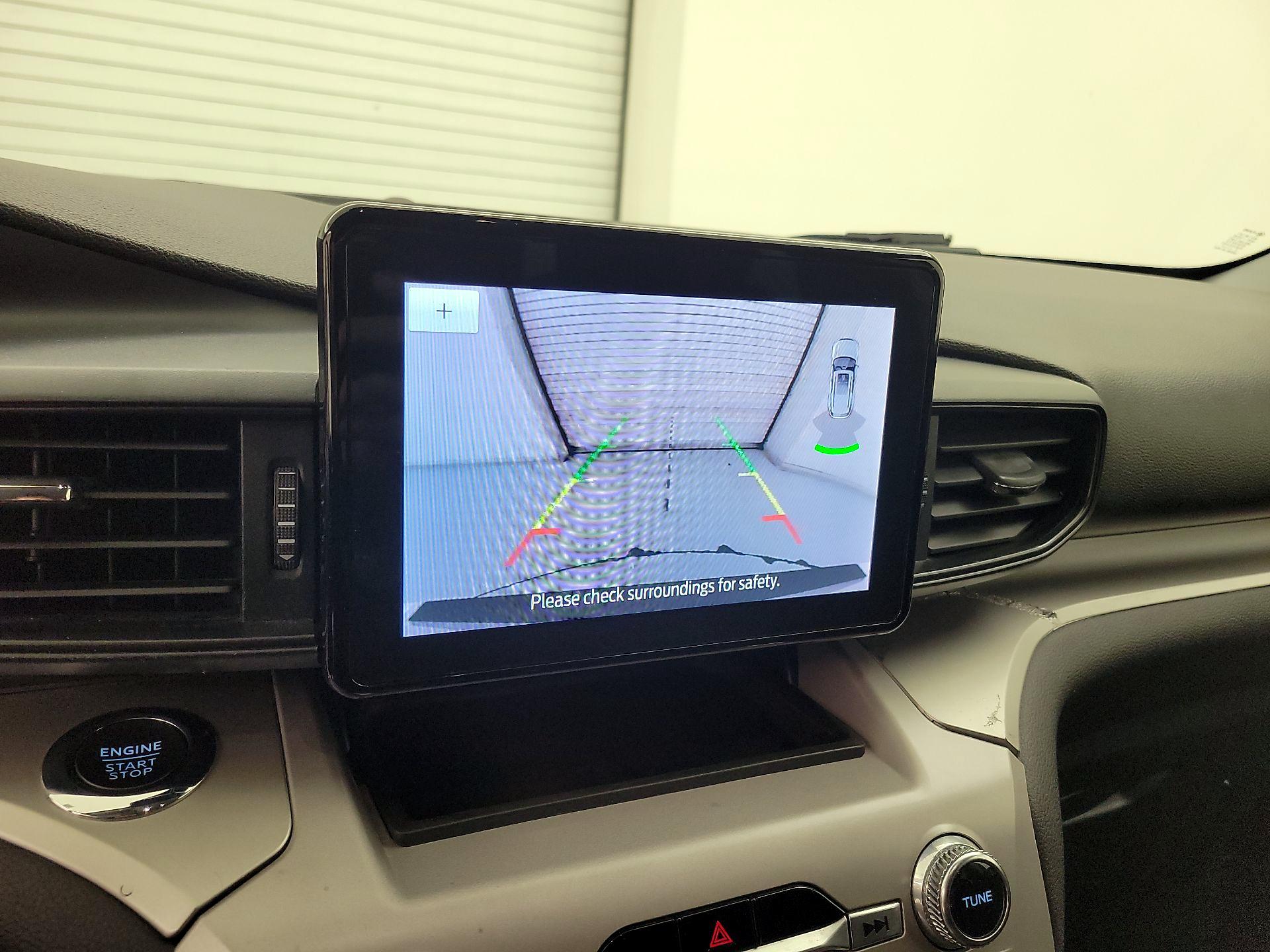 Thumbnail: 2022 Ford Explorer - 14