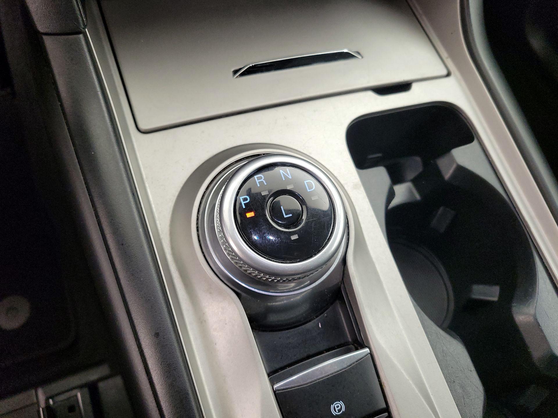 Thumbnail: 2022 Ford Explorer - 17