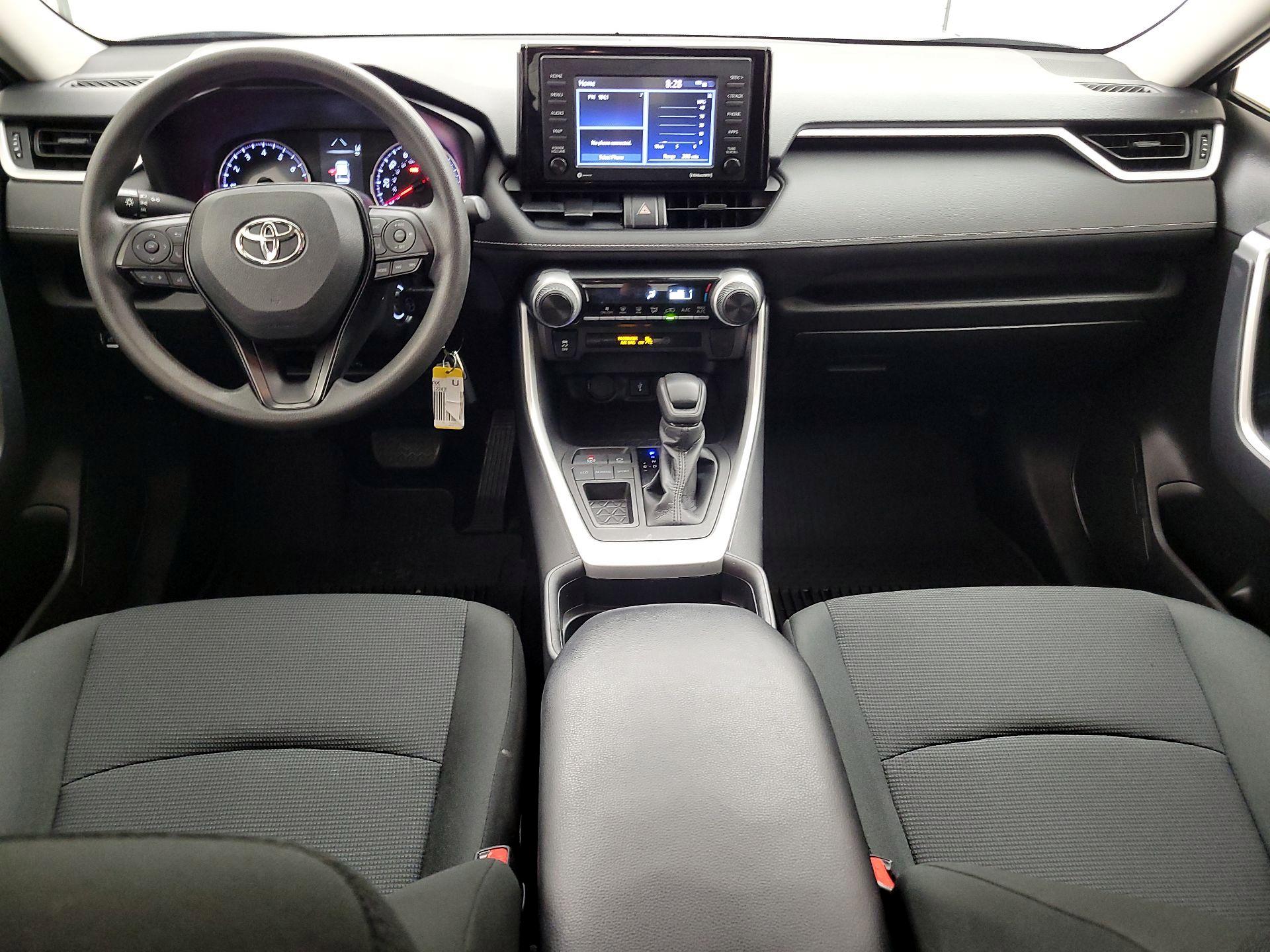 Thumbnail: 2021 Toyota RAV4 - 9